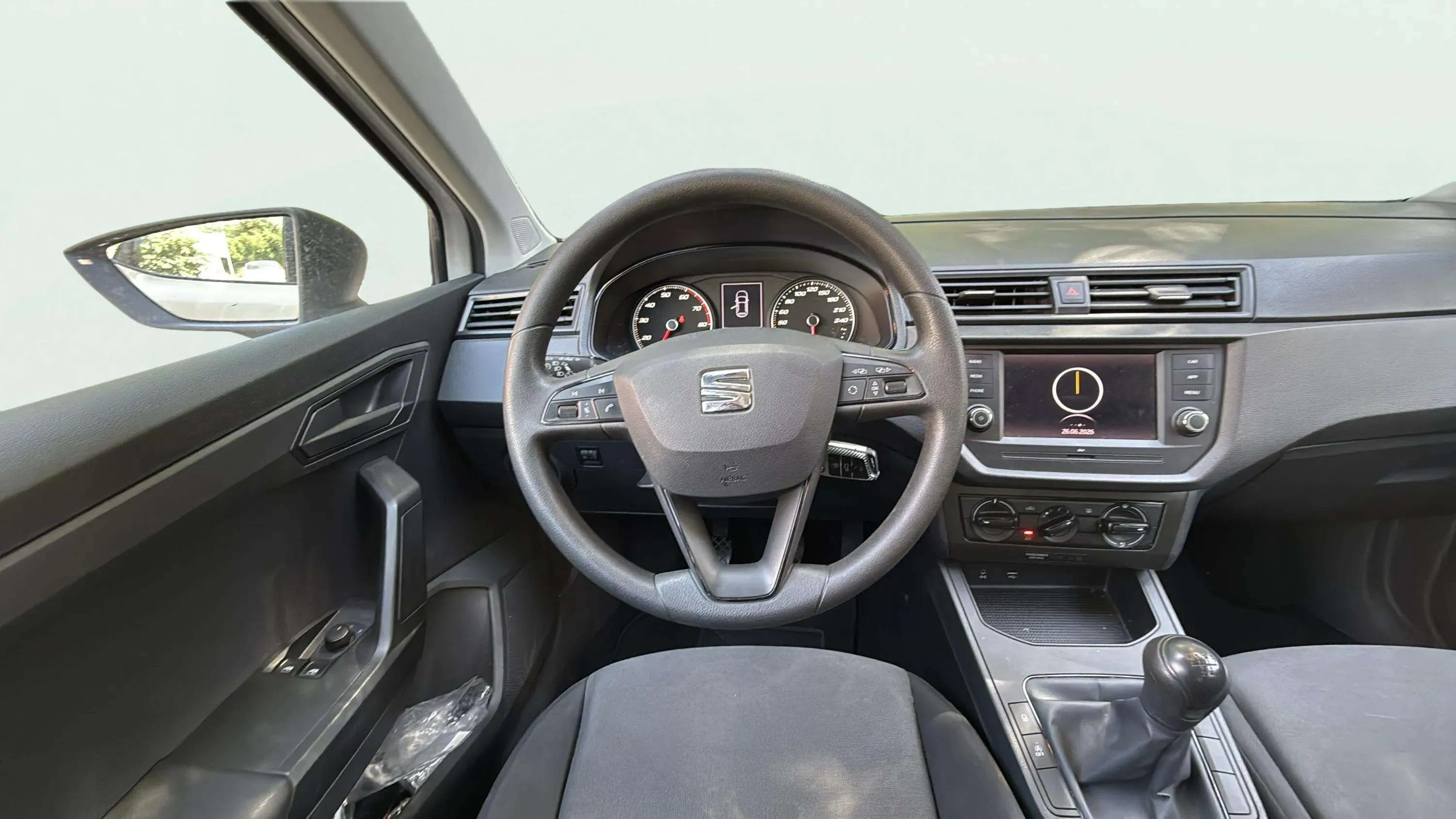 SEAT Ibiza 1.0 MPI Reference Plus - foto 11