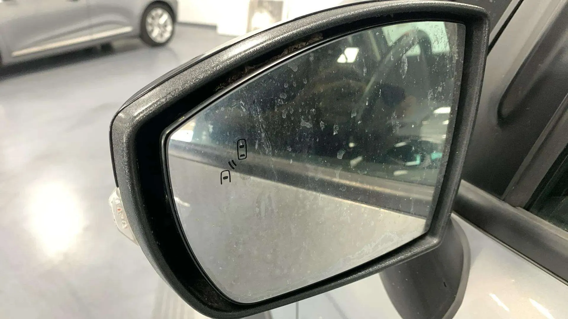 Ford EcoSport 1.0T EcoBoost Active - foto 25