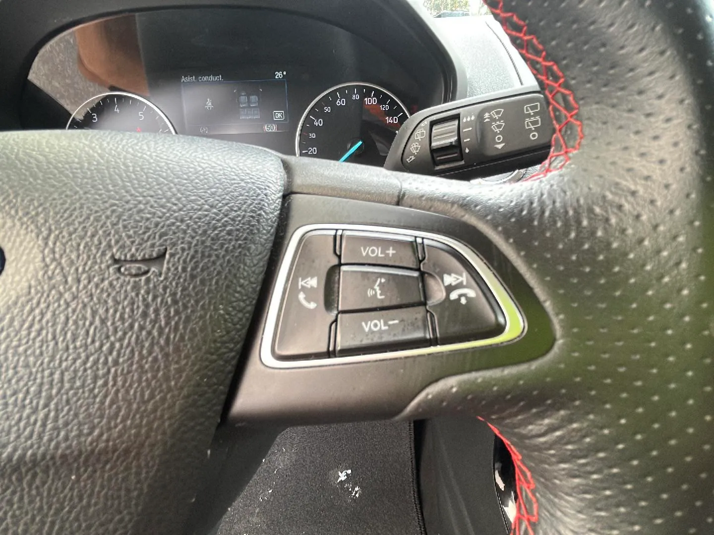 Ford EcoSport 1.0T EcoBoost ST Line - foto 22