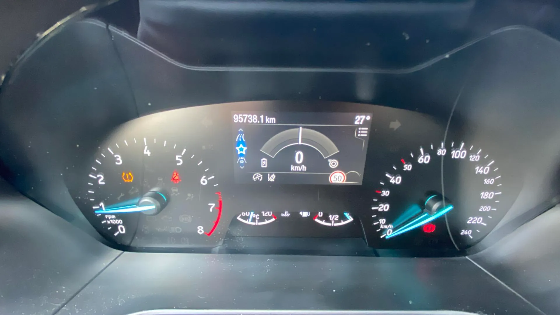 Ford Focus 1.0 EcoBoost MHEV ST-Line Design SIP - foto 12