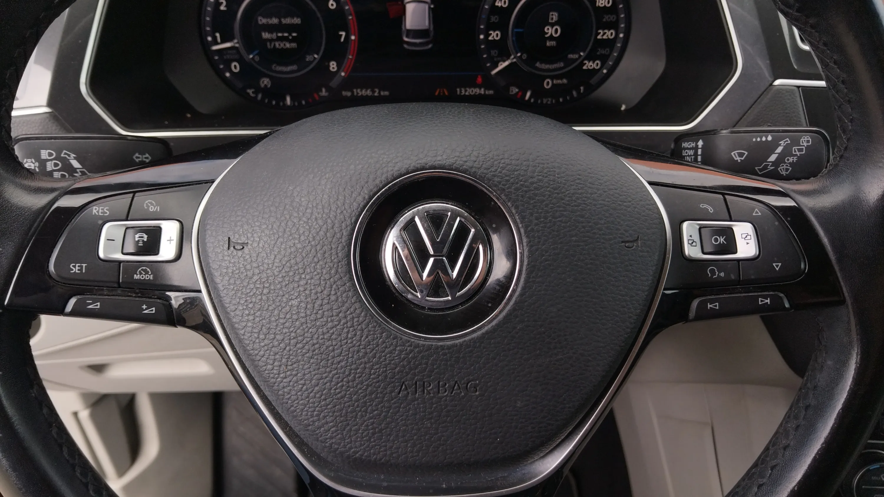 Volkswagen Tiguan Advance 1.4 ACT TSI BMT - foto 22