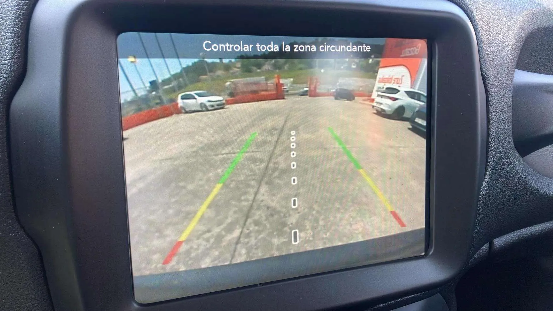 Jeep Renegade Limited 1.3 PHEV AWD - foto 21