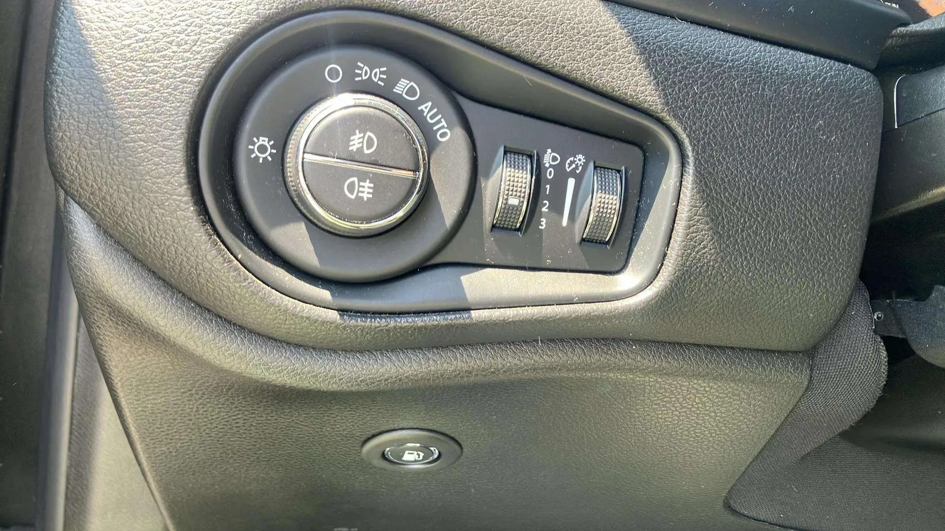 Jeep Renegade Limited 1.3 PHEV AWD - foto 18