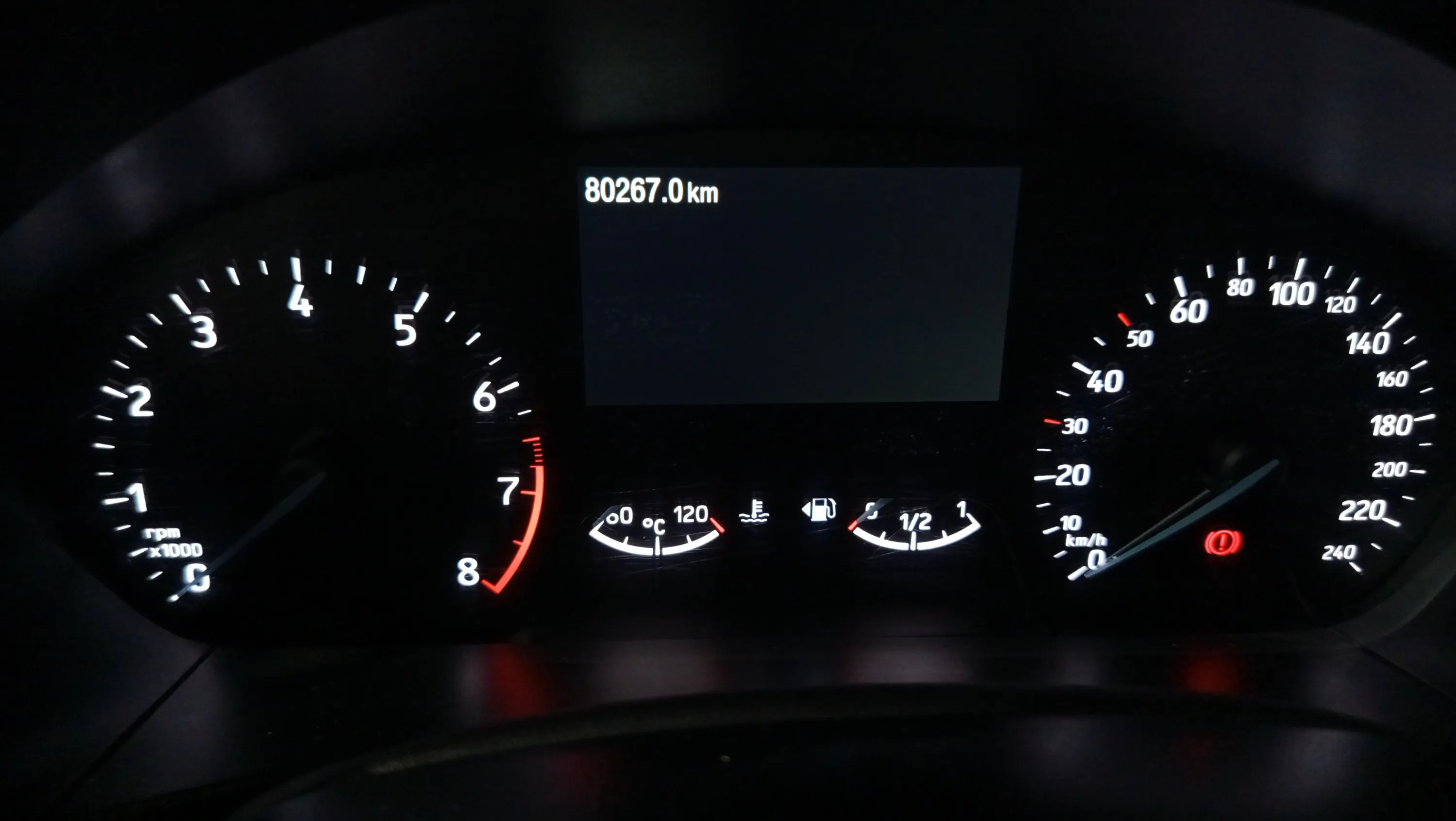 Ford Focus 1.0 EcoBoost MHEV ST-Line - foto 13