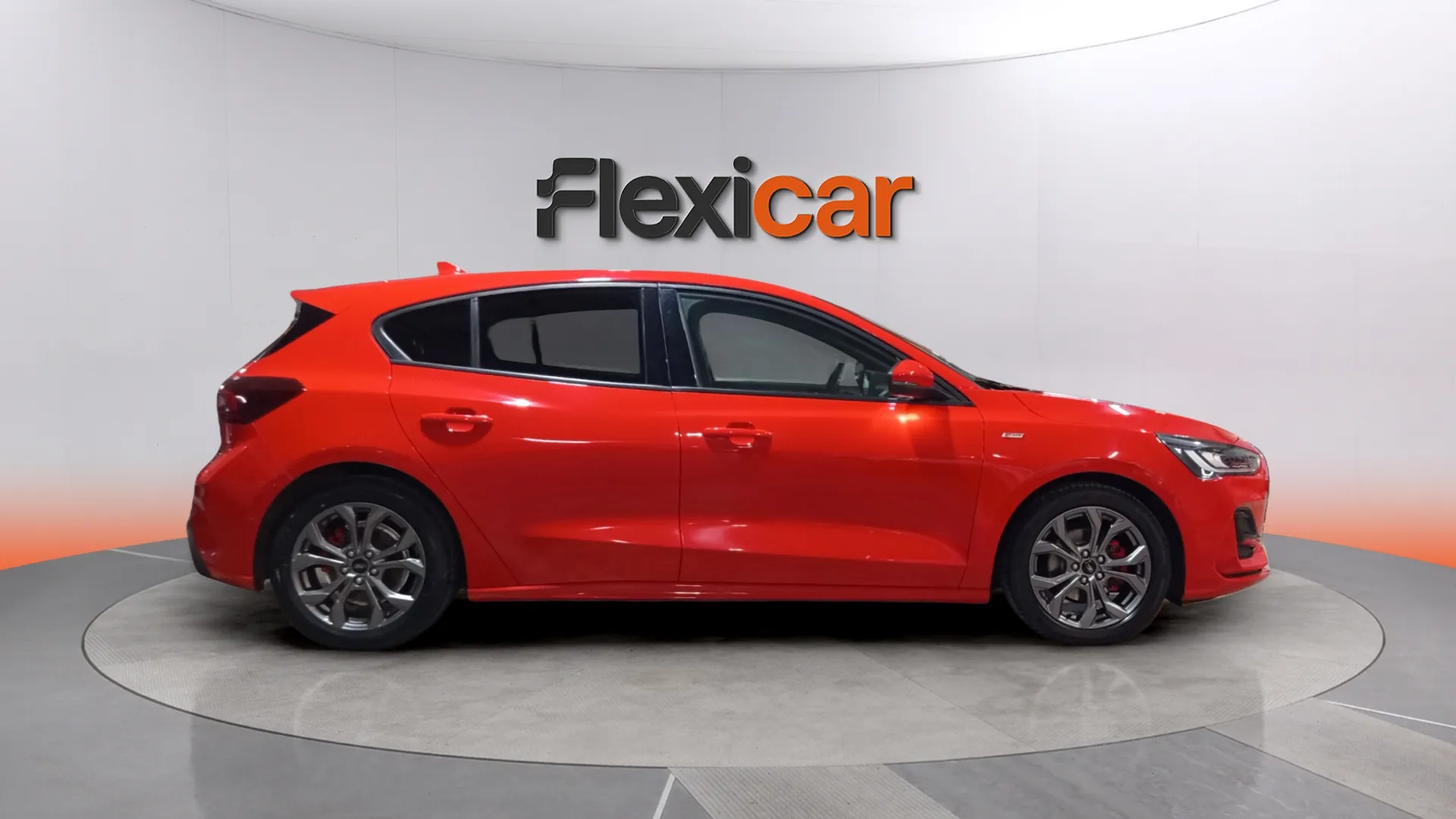 Ford Focus 1.0 EcoBoost MHEV ST-Line - foto 4