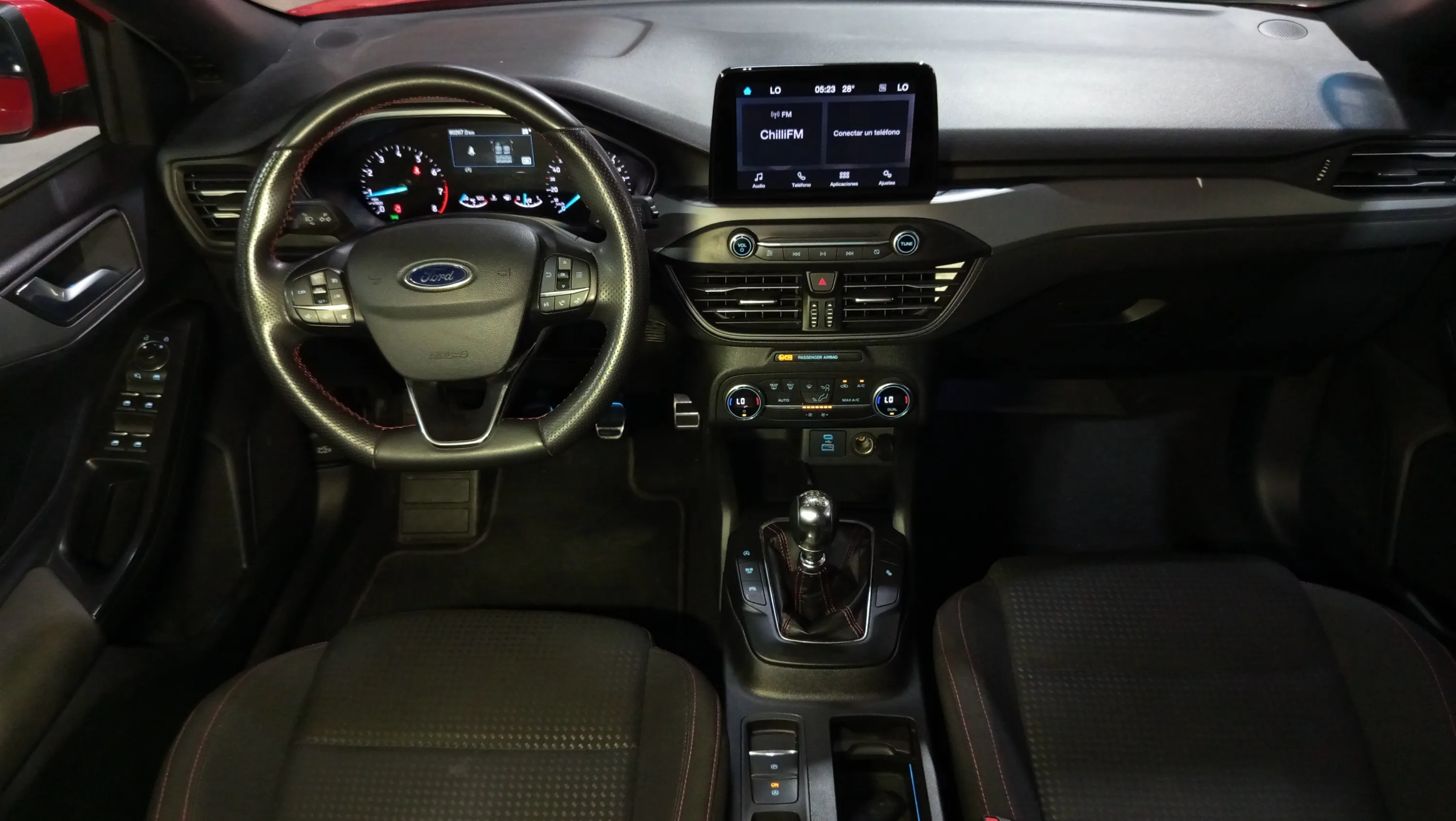 Ford Focus 1.0 EcoBoost MHEV ST-Line - foto 9
