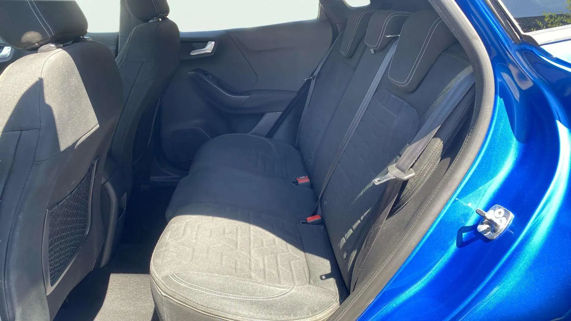 Ford Puma 1.0 EcoBoost Titanium Design MHEV - foto 25