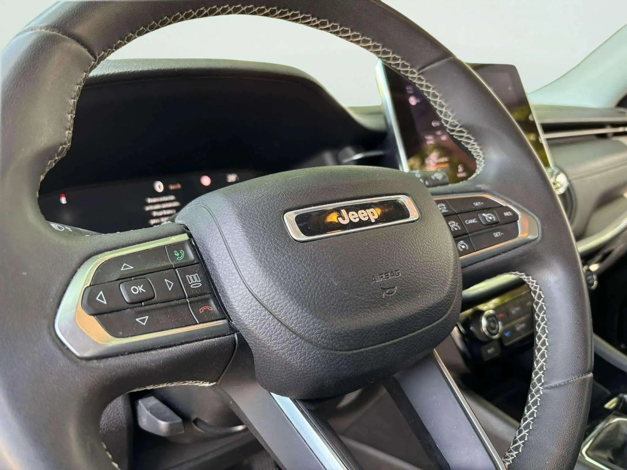 Jeep Compass 1.3 Gse T4 Limited FWD - foto 8