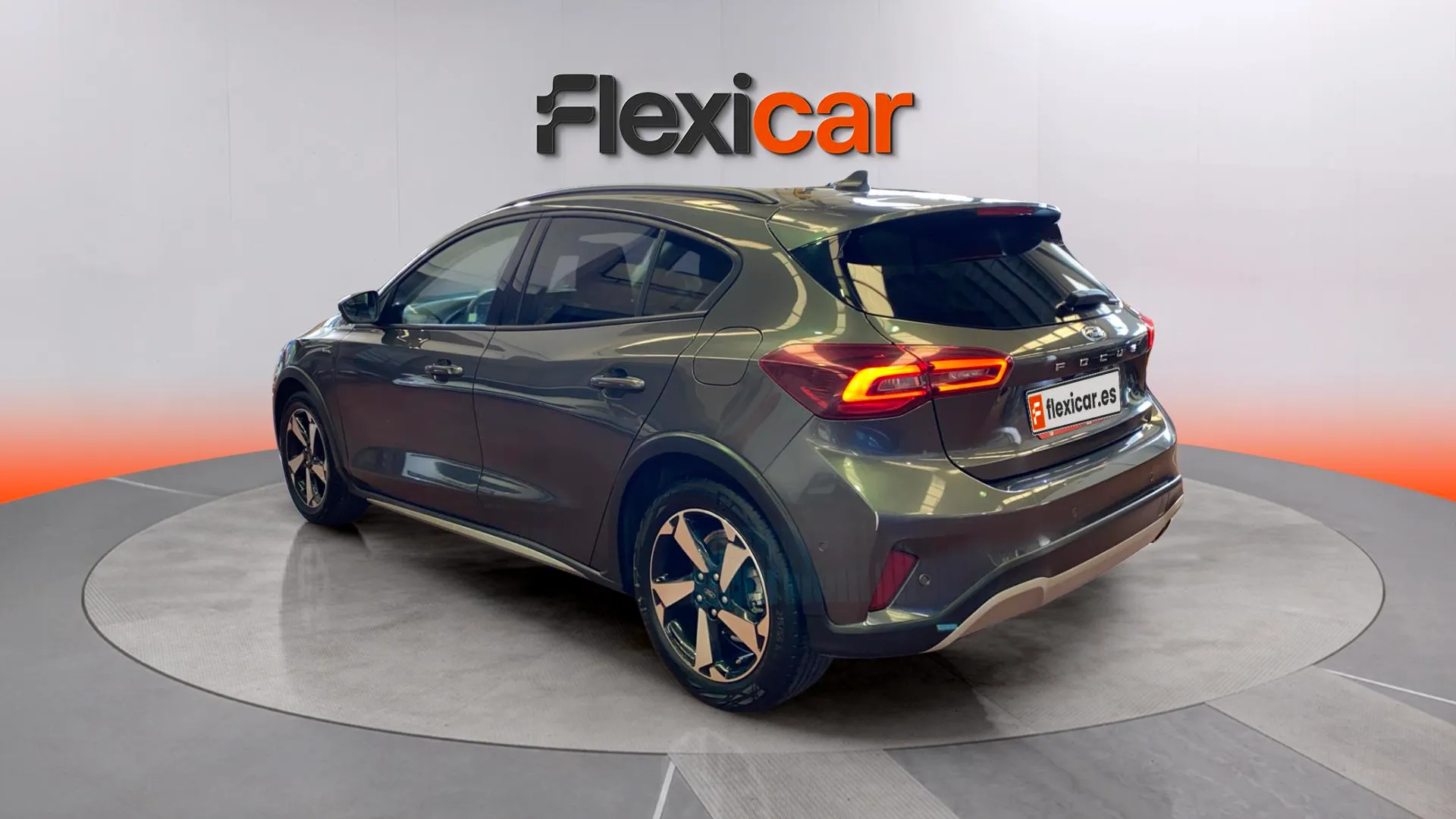 Ford Focus 1.0 EcoBoost MHEV Active - foto 5