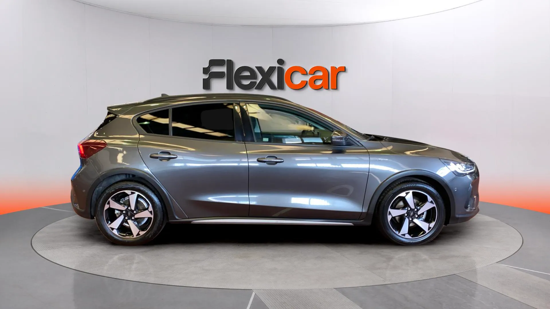 Ford Focus 1.0 EcoBoost MHEV Active - foto 8