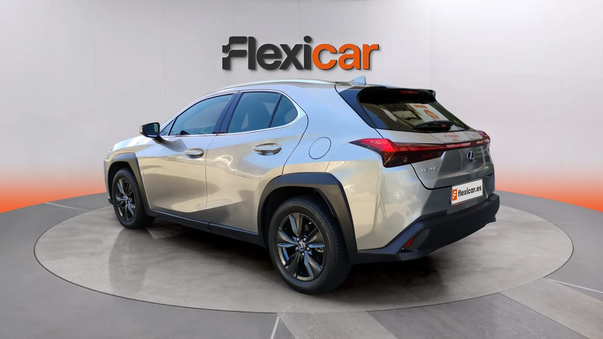 Lexus UX 2.0 250h Business - foto 5