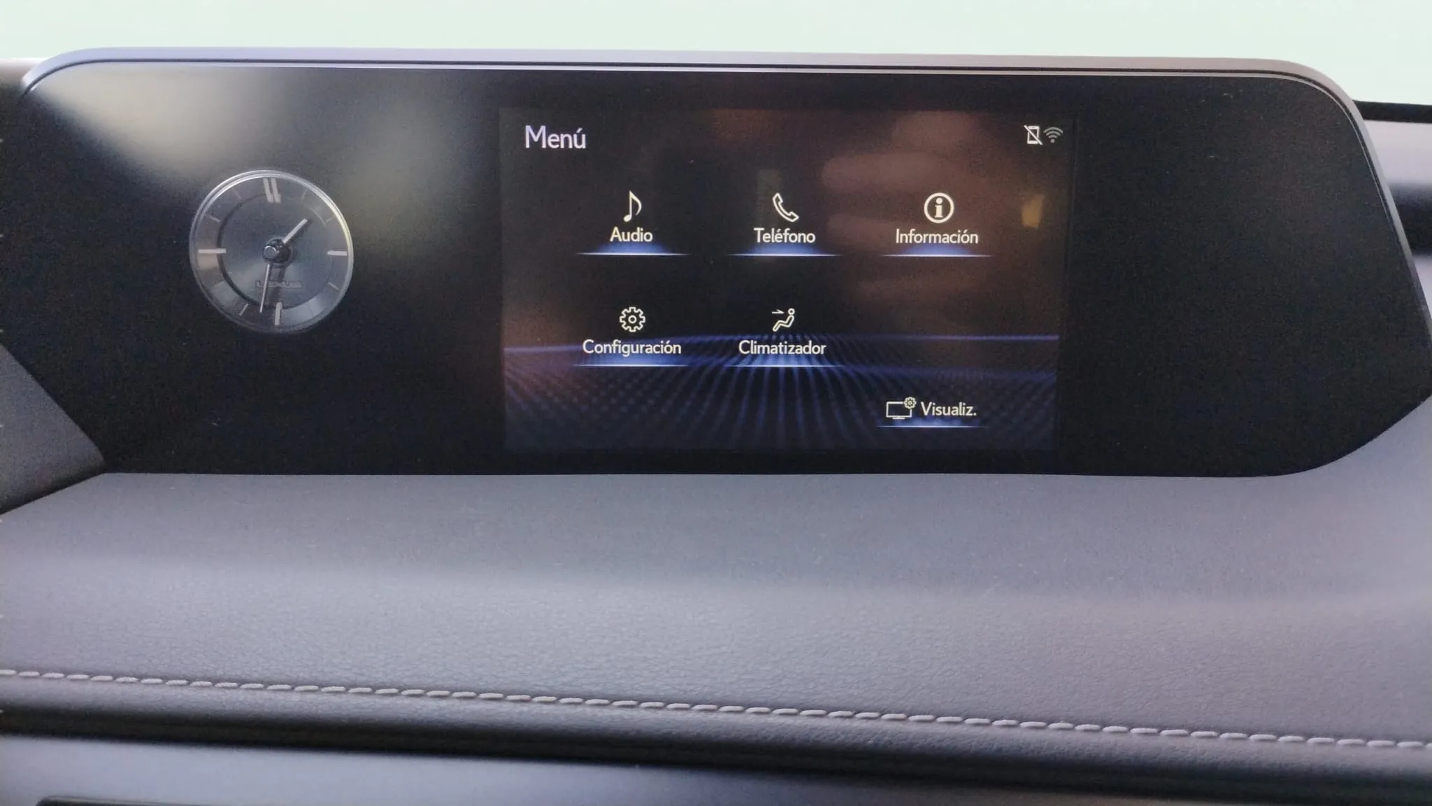 Lexus UX 2.0 250h Business - foto 12