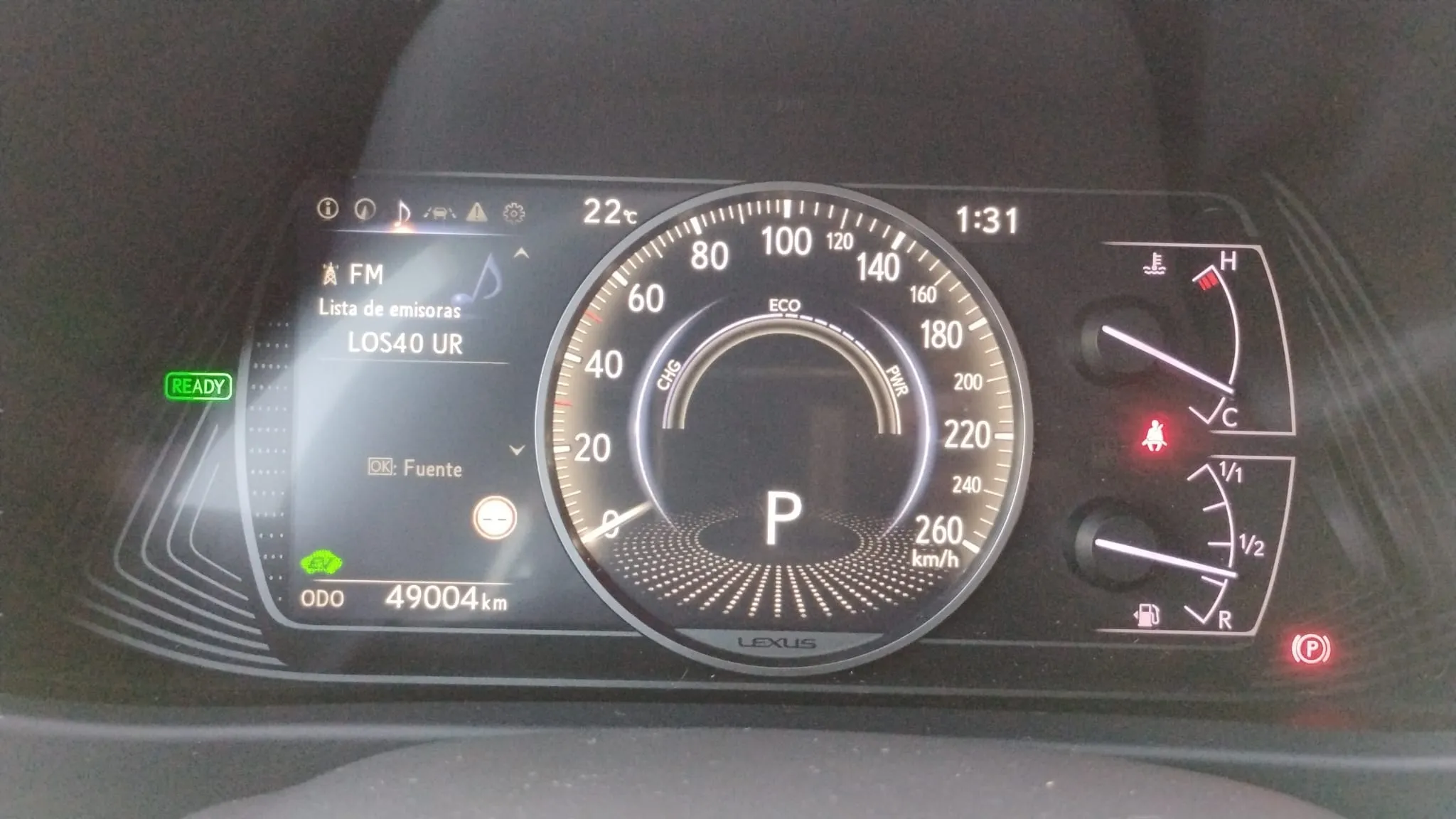 Lexus UX 2.0 250h Business - foto 14