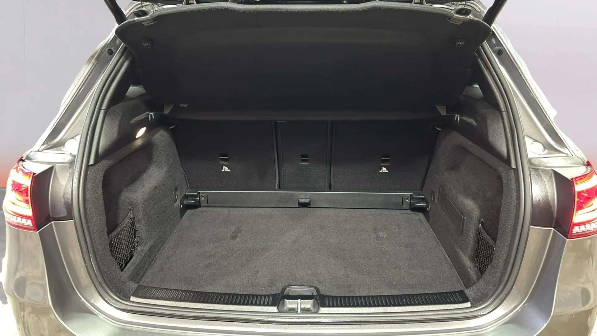 Mercedes-Benz Clase B B 200 d - foto 9