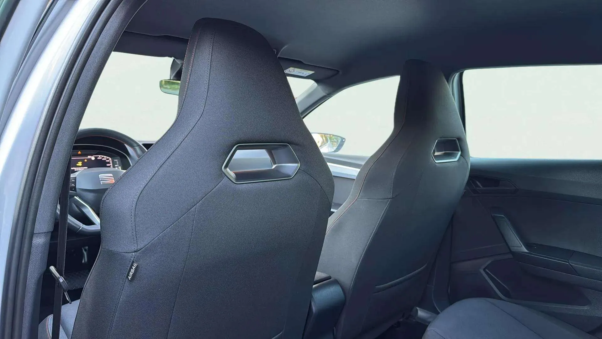 SEAT Ibiza 1.5 TSI DSG FR Salta - foto 27