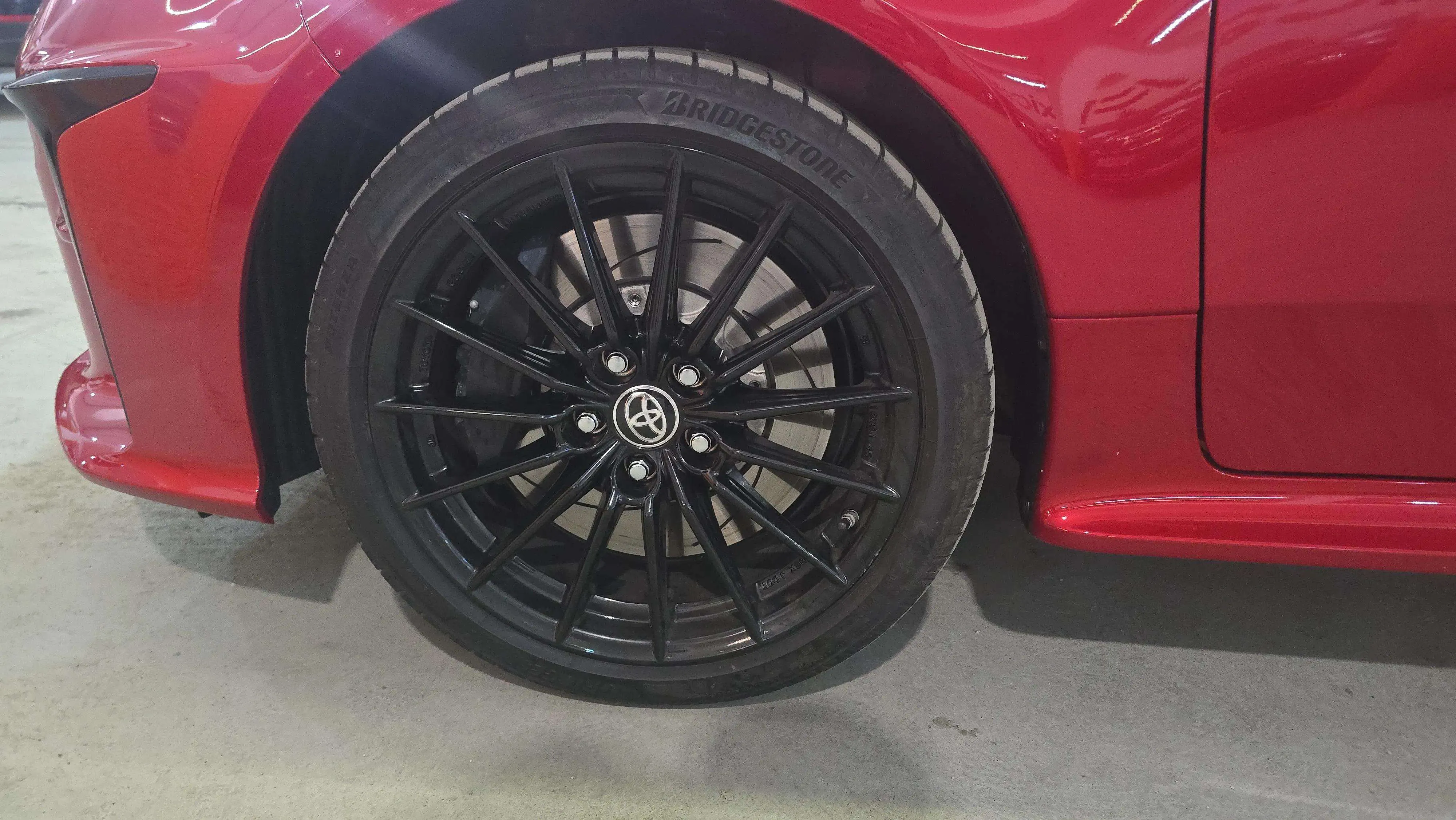 Toyota Yaris 1.6 RZ - foto 11