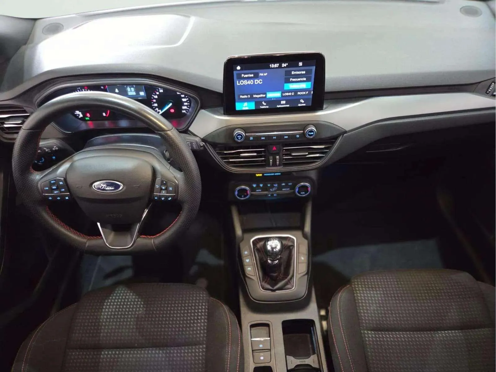 Ford Focus 1.0 EcoBoost MHEV ST-Line Style SIP - foto 12