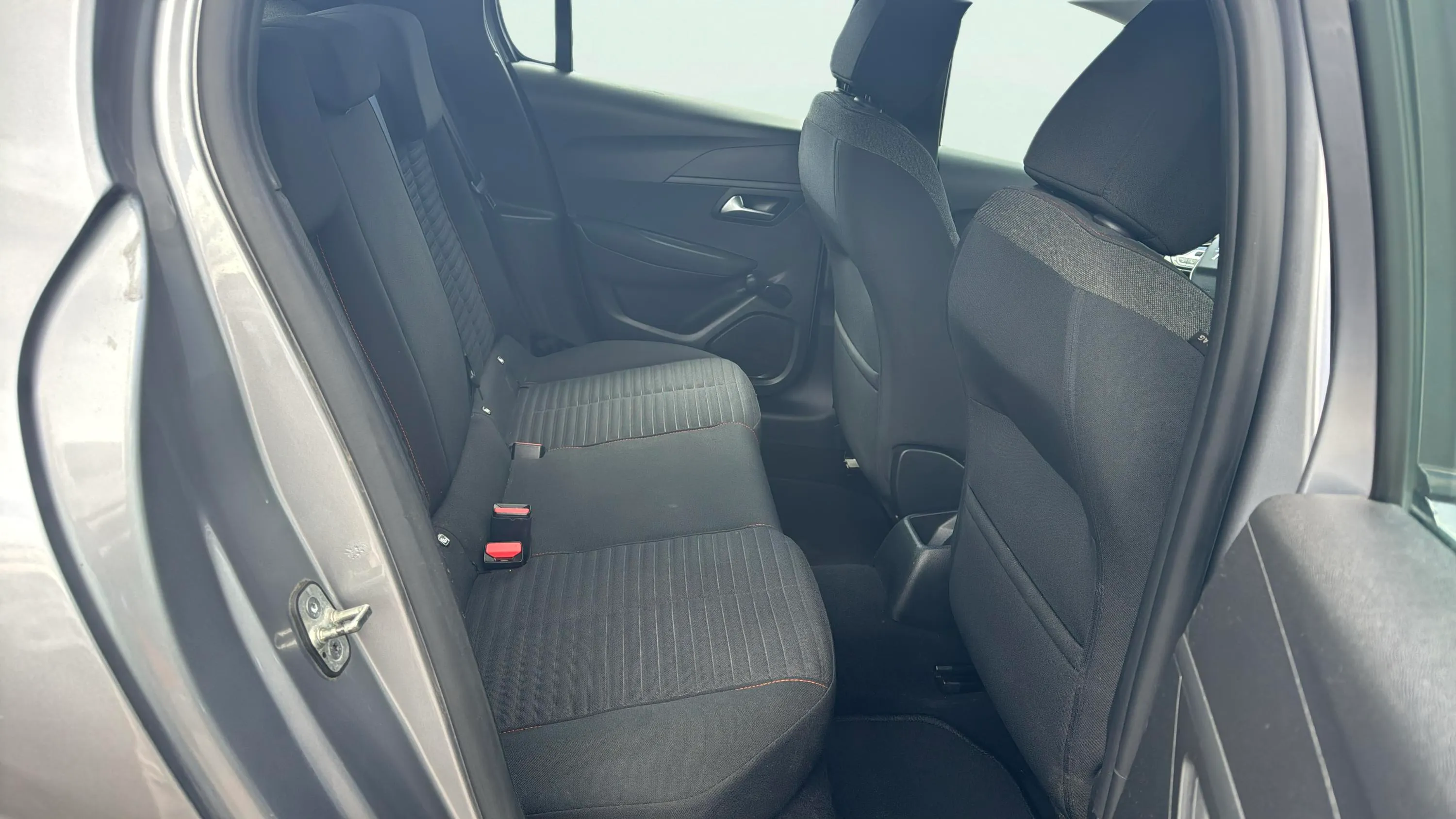 Peugeot 208 BlueHDi Active Pack - foto 14