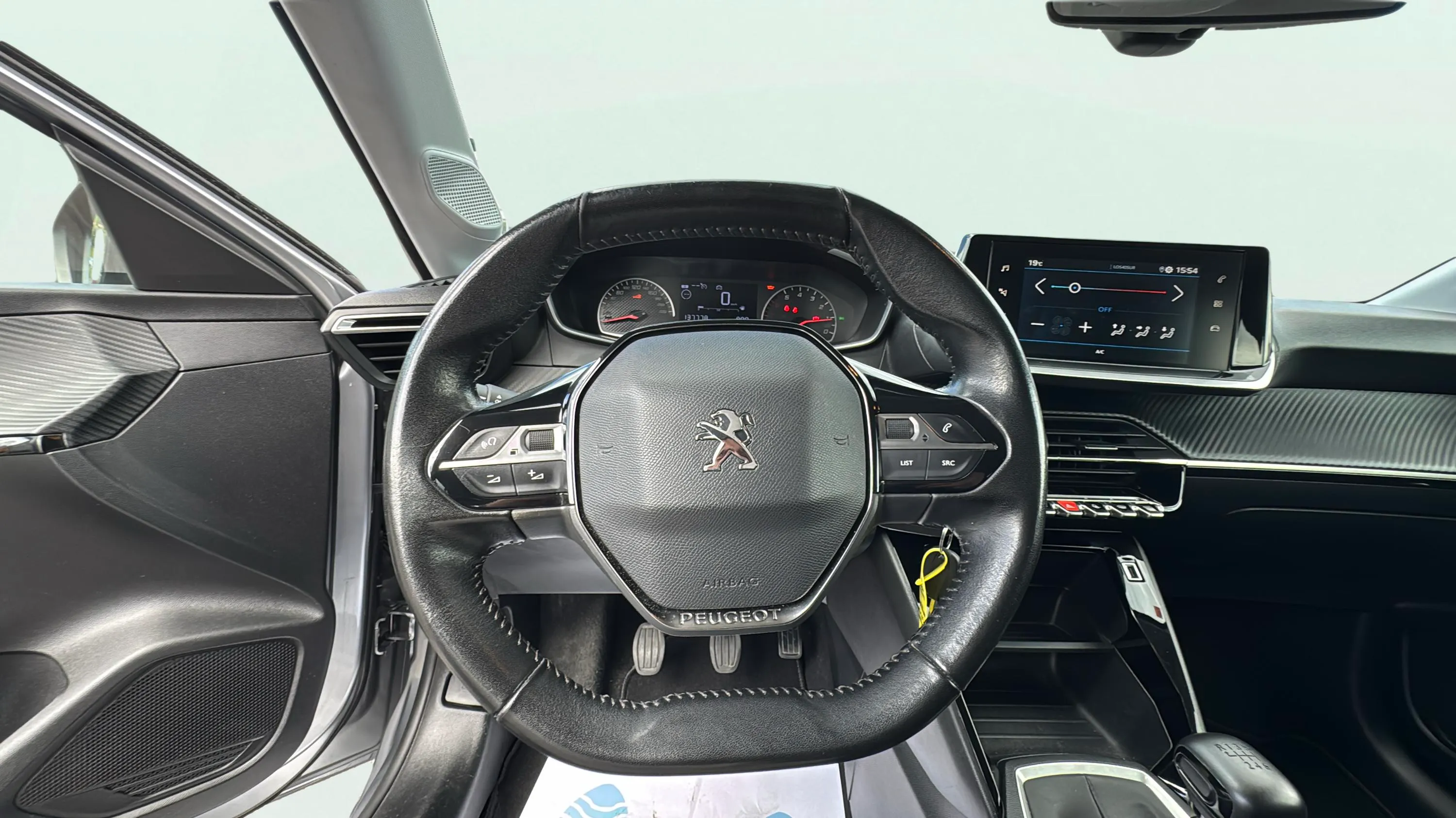 Peugeot 208 BlueHDi Active Pack - foto 11