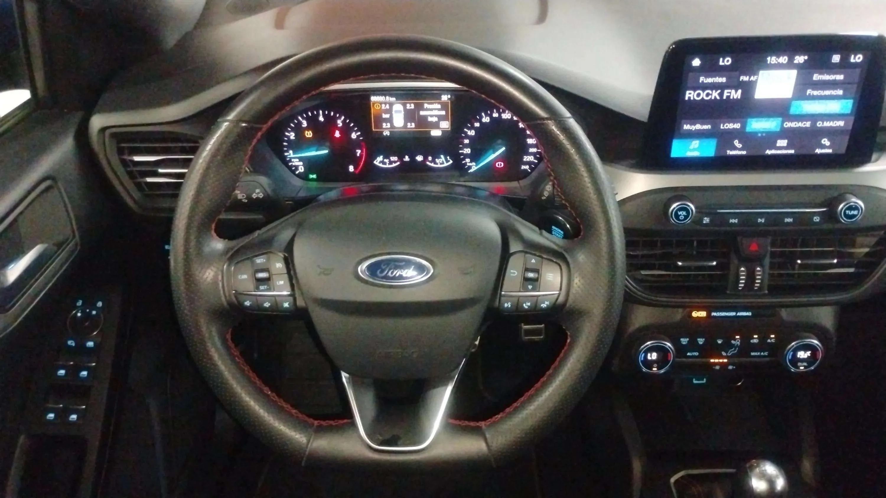 Ford Focus 1.0 EcoBoost MHEV ST-Line Style SIP - foto 17