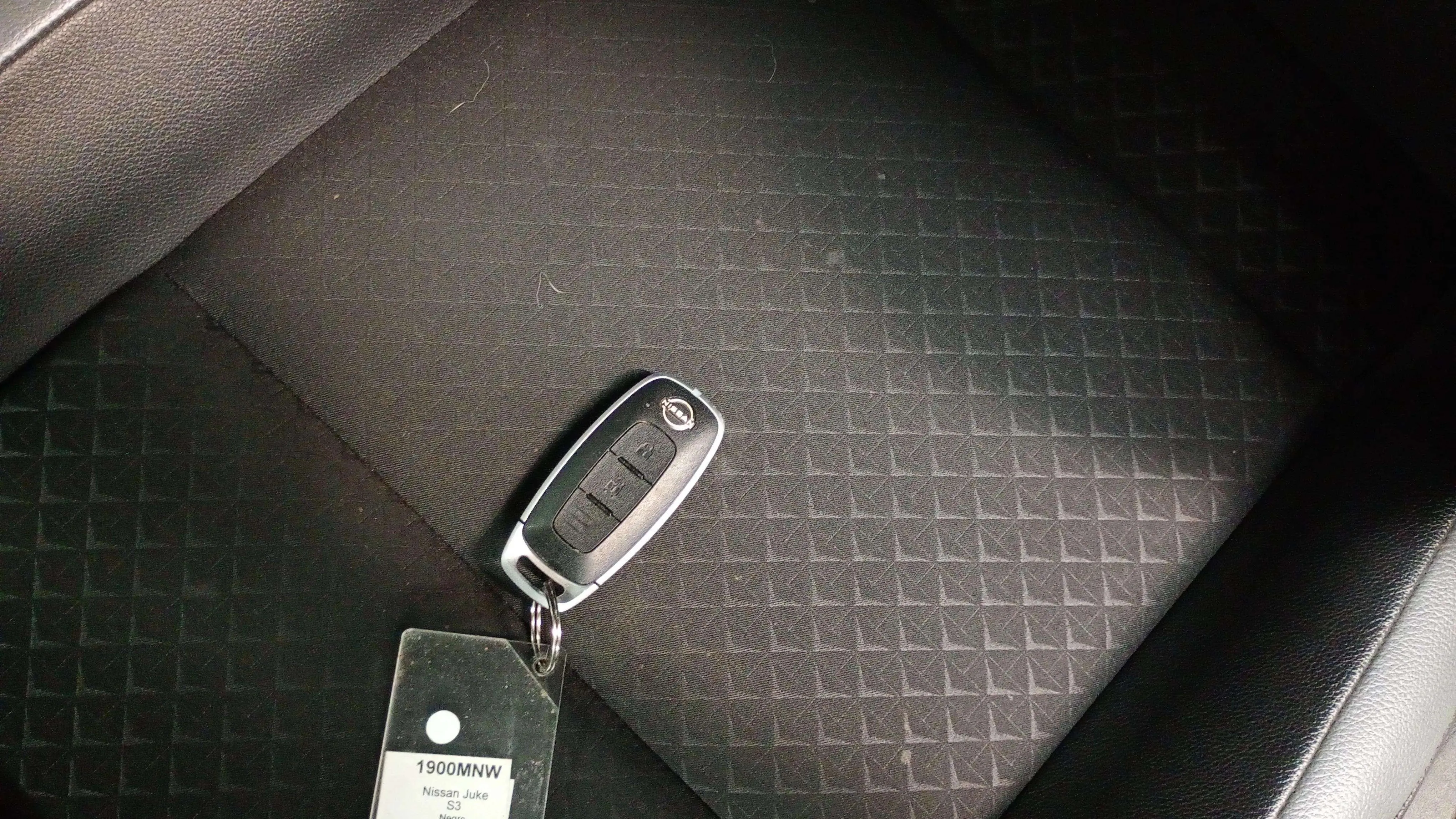 Nissan Juke DIG-T DCT N-Connecta - foto 20