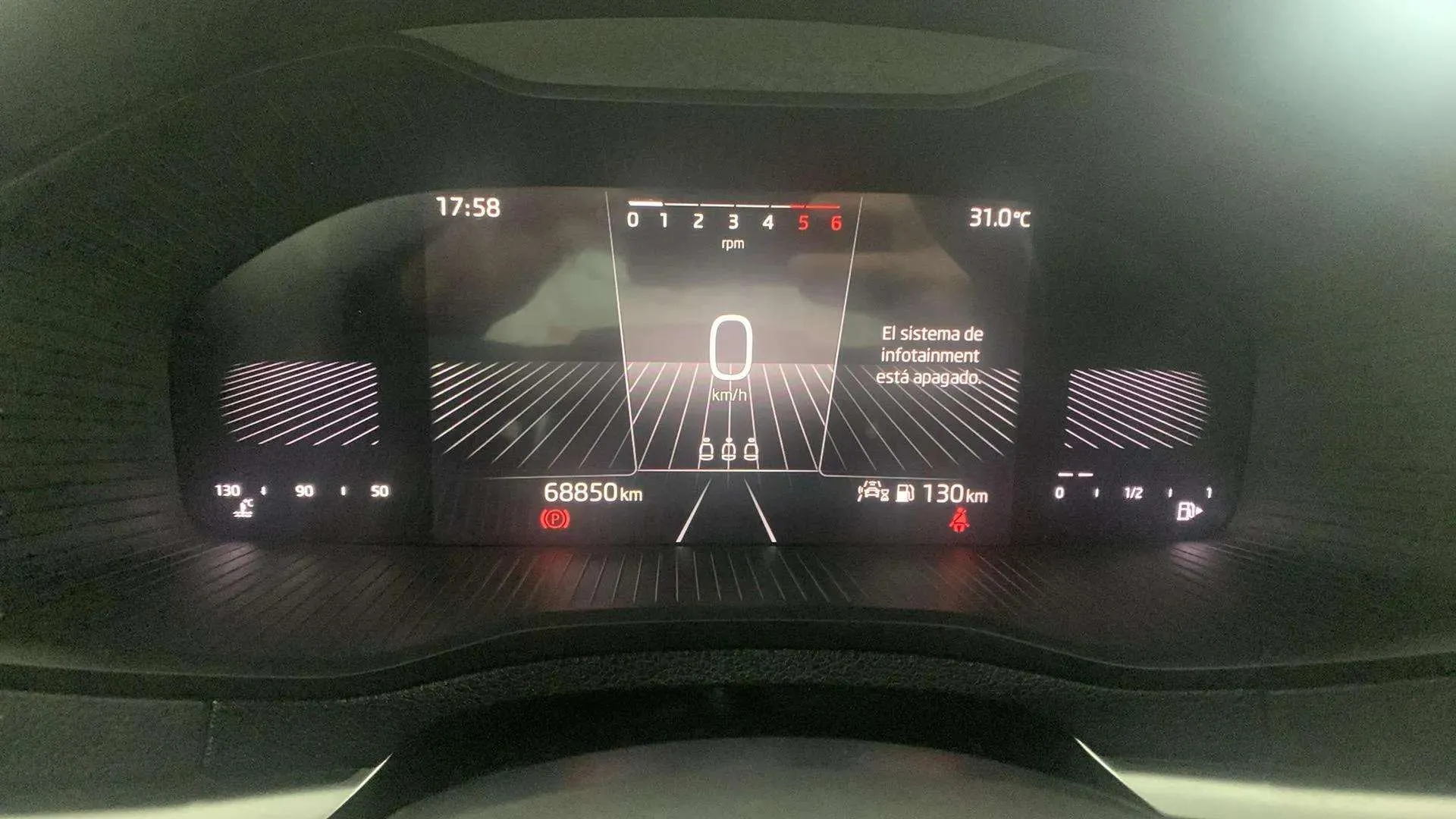 Škoda Karoq 2.0 TDI Selection - foto 9