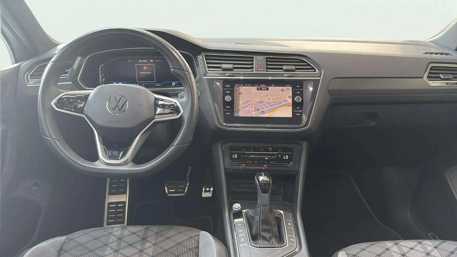 Volkswagen Tiguan R-Line 2.0 TDI DSG - foto 15