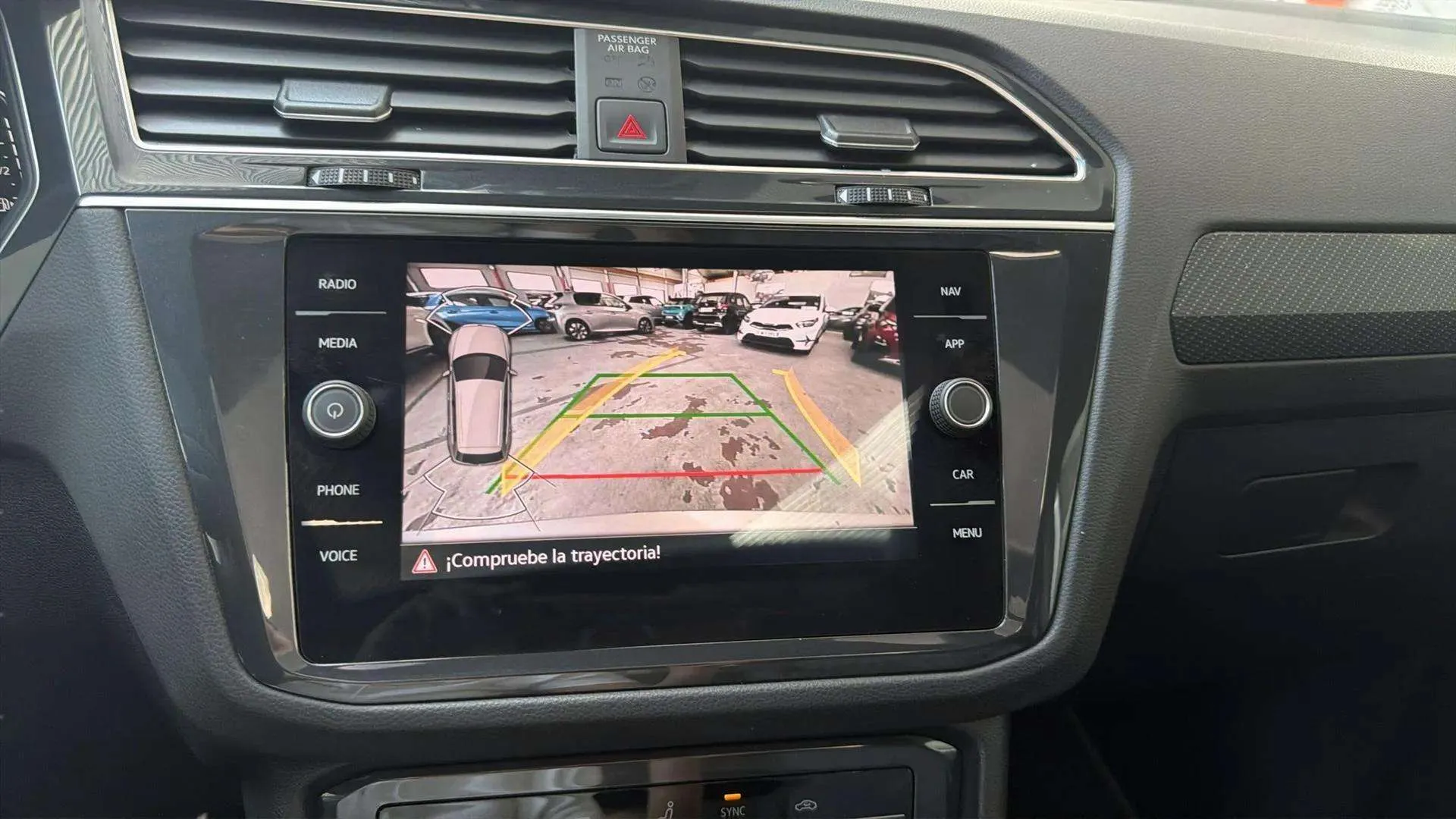 Volkswagen Tiguan R-Line 2.0 TDI DSG - foto 20