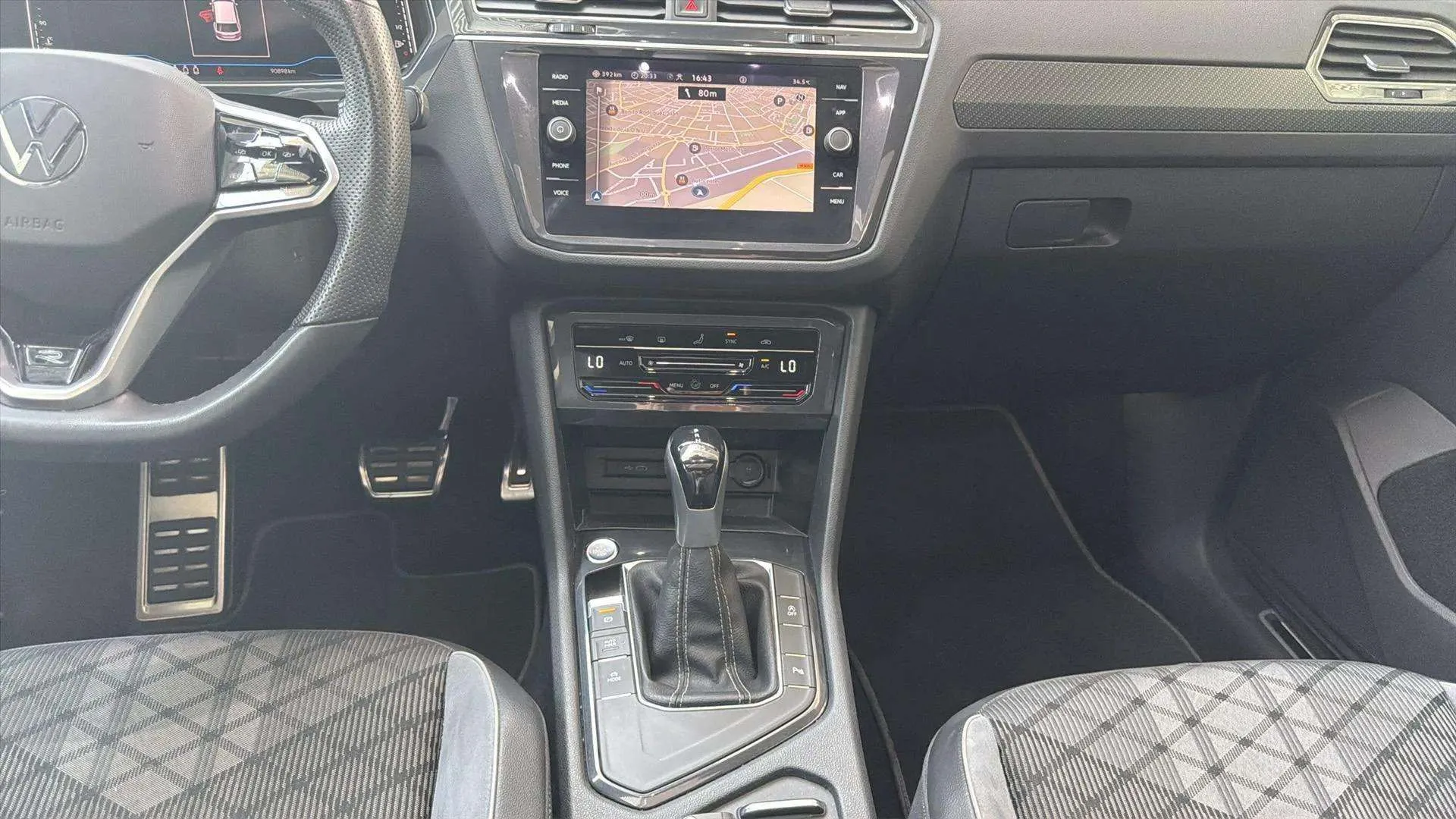 Volkswagen Tiguan R-Line 2.0 TDI DSG - foto 16