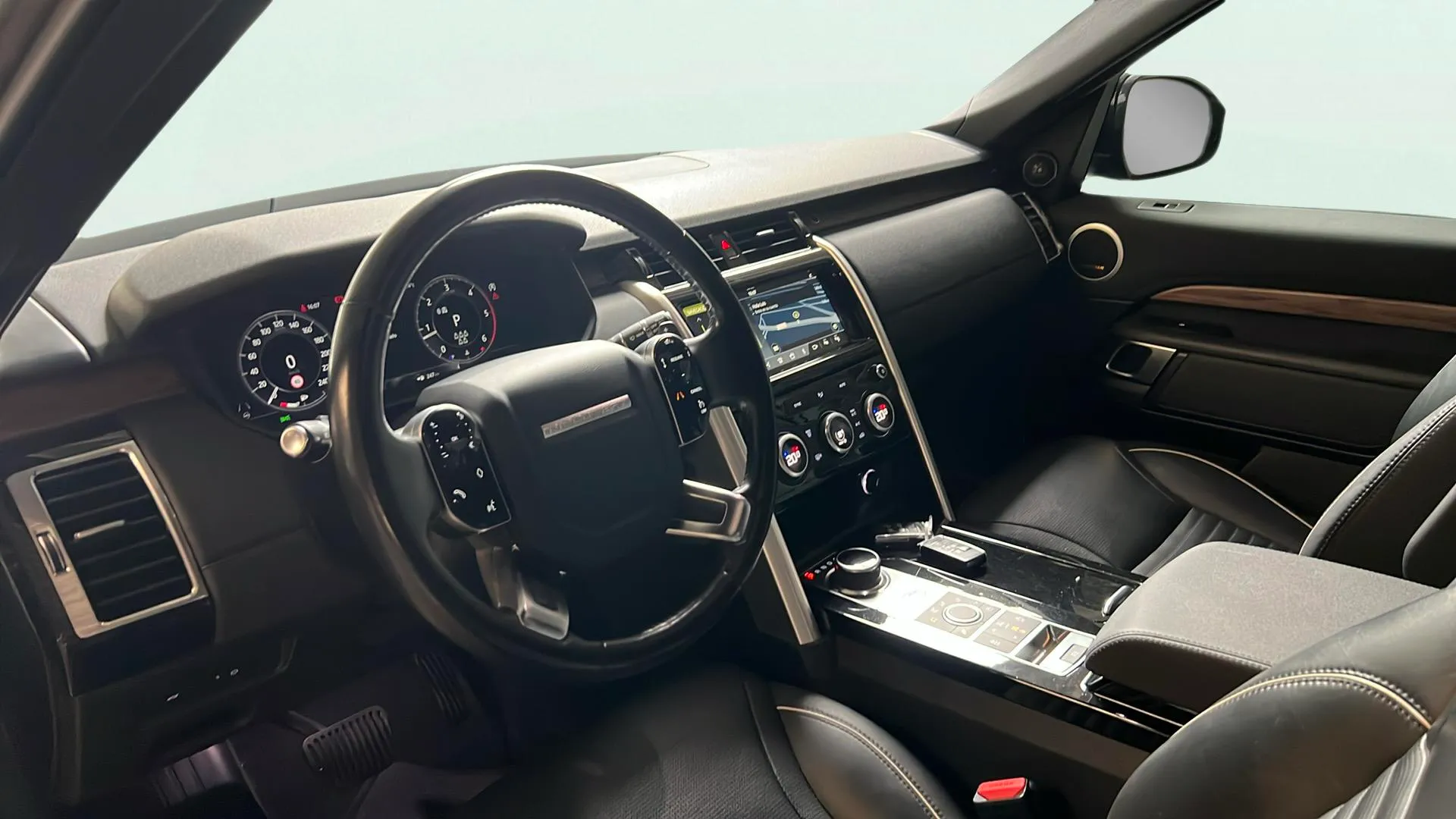 Land Rover Discovery 2.0 I4 SD4 SE - foto 16