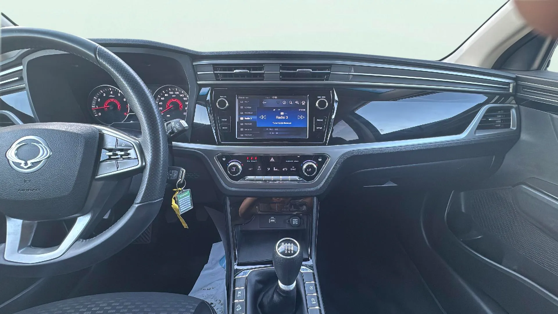 SsangYong Korando G15T LP Urban Plus - foto 11
