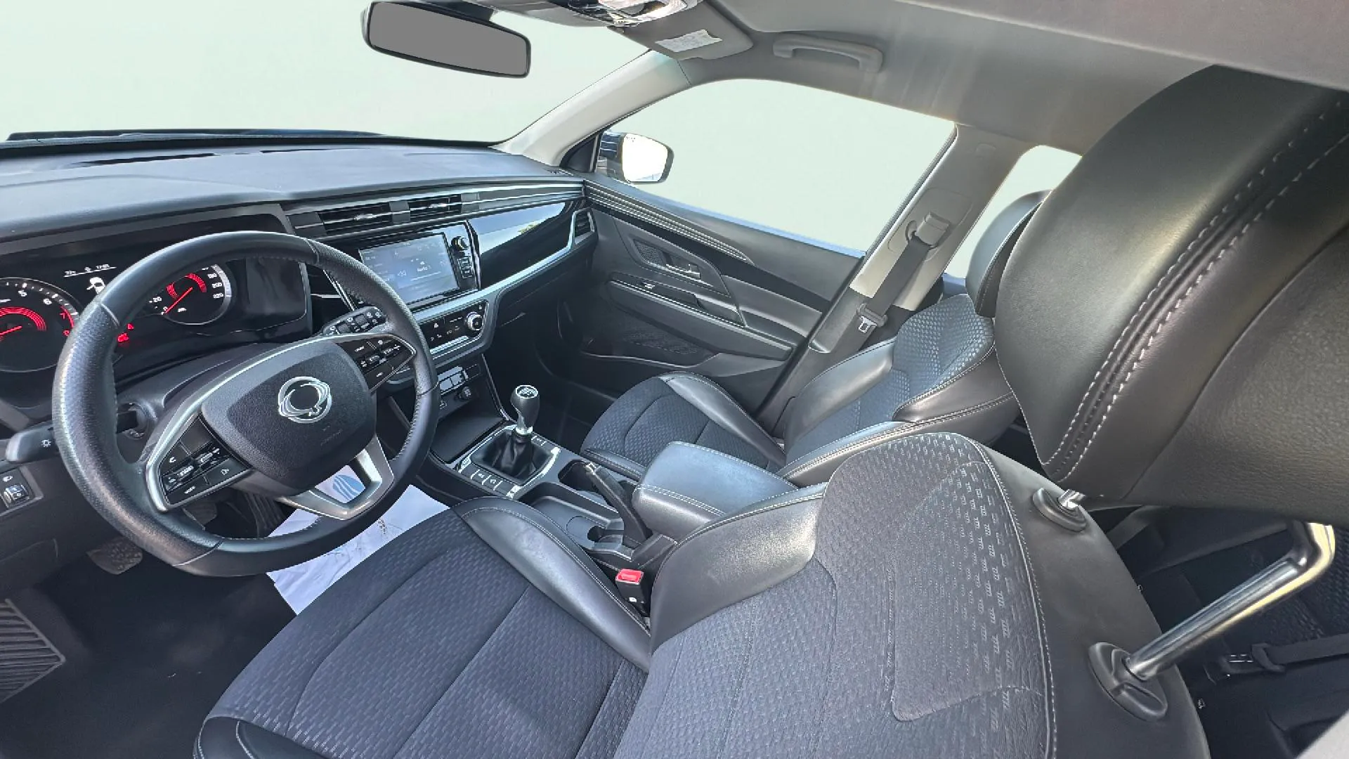 SsangYong Korando G15T LP Urban Plus - foto 9