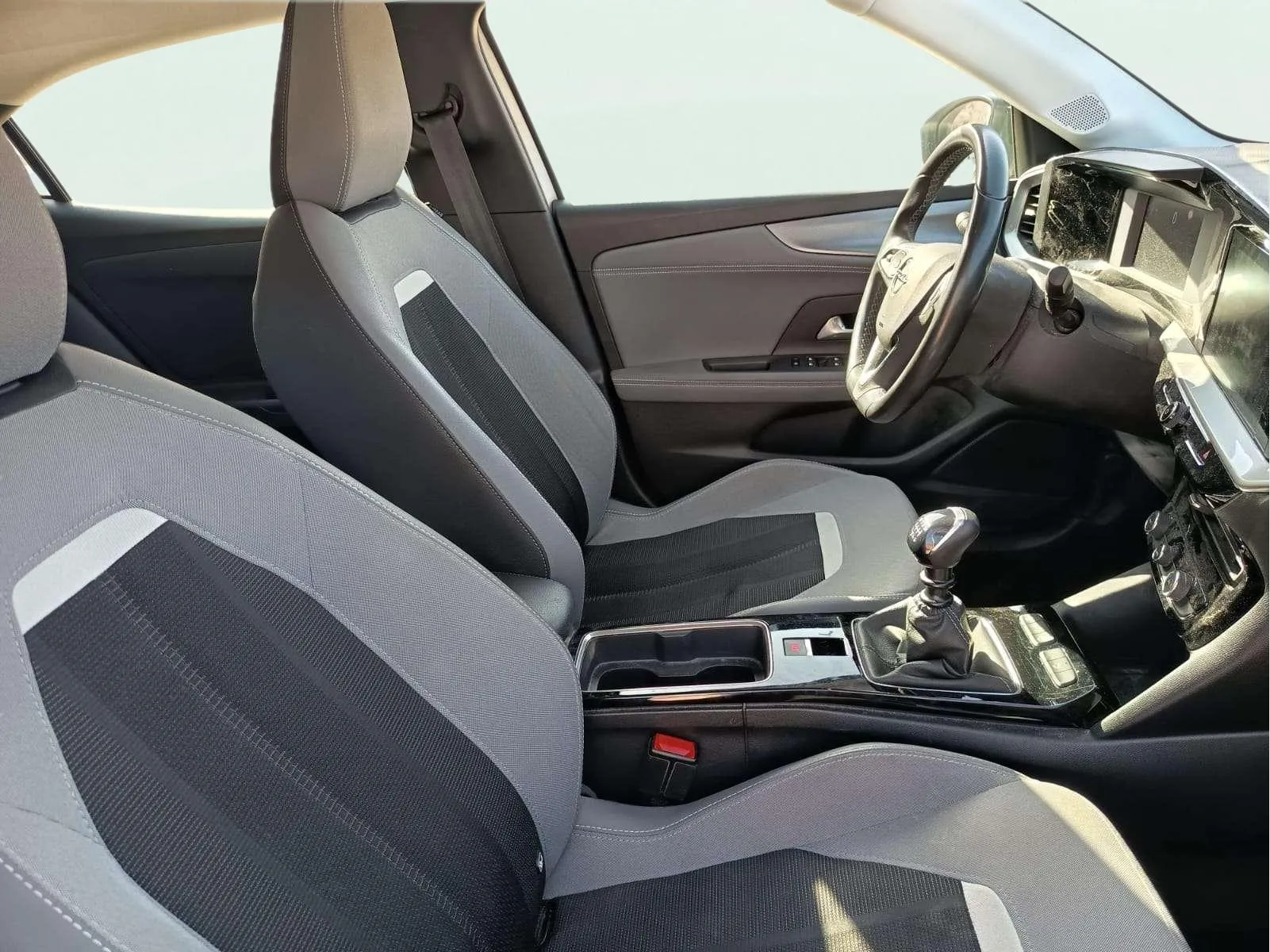 Opel Mokka 1.5 D Business Elegance - foto 18