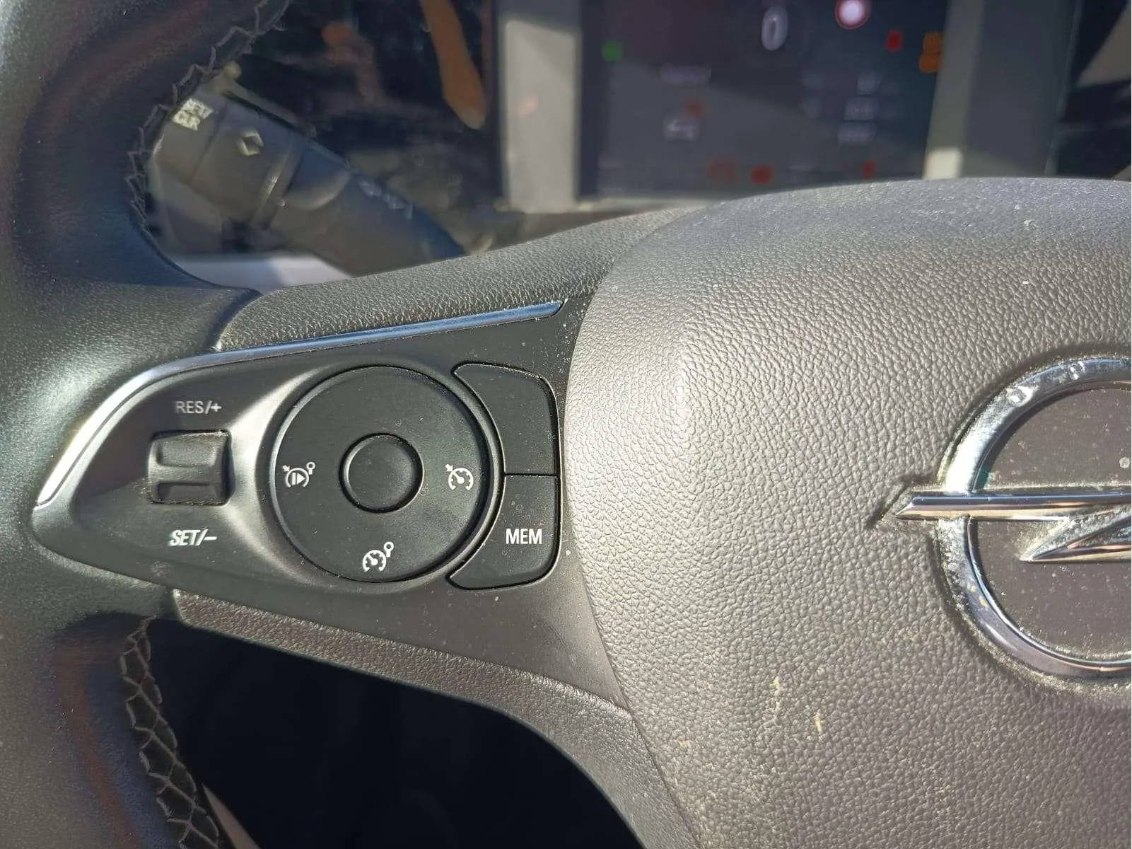 Opel Mokka 1.5 D Business Elegance - foto 12