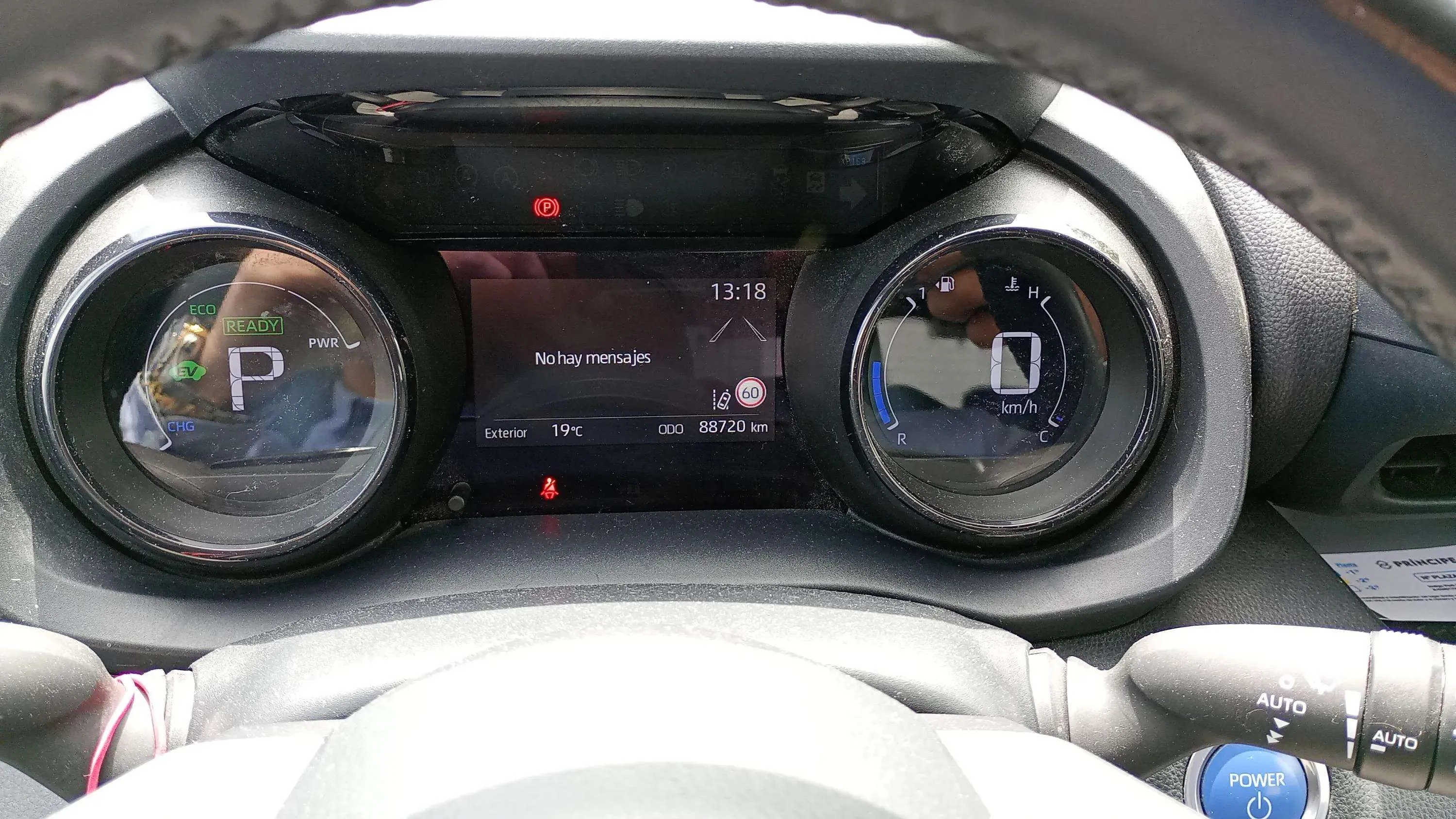 Toyota Yaris 1.5 120H Style - foto 13