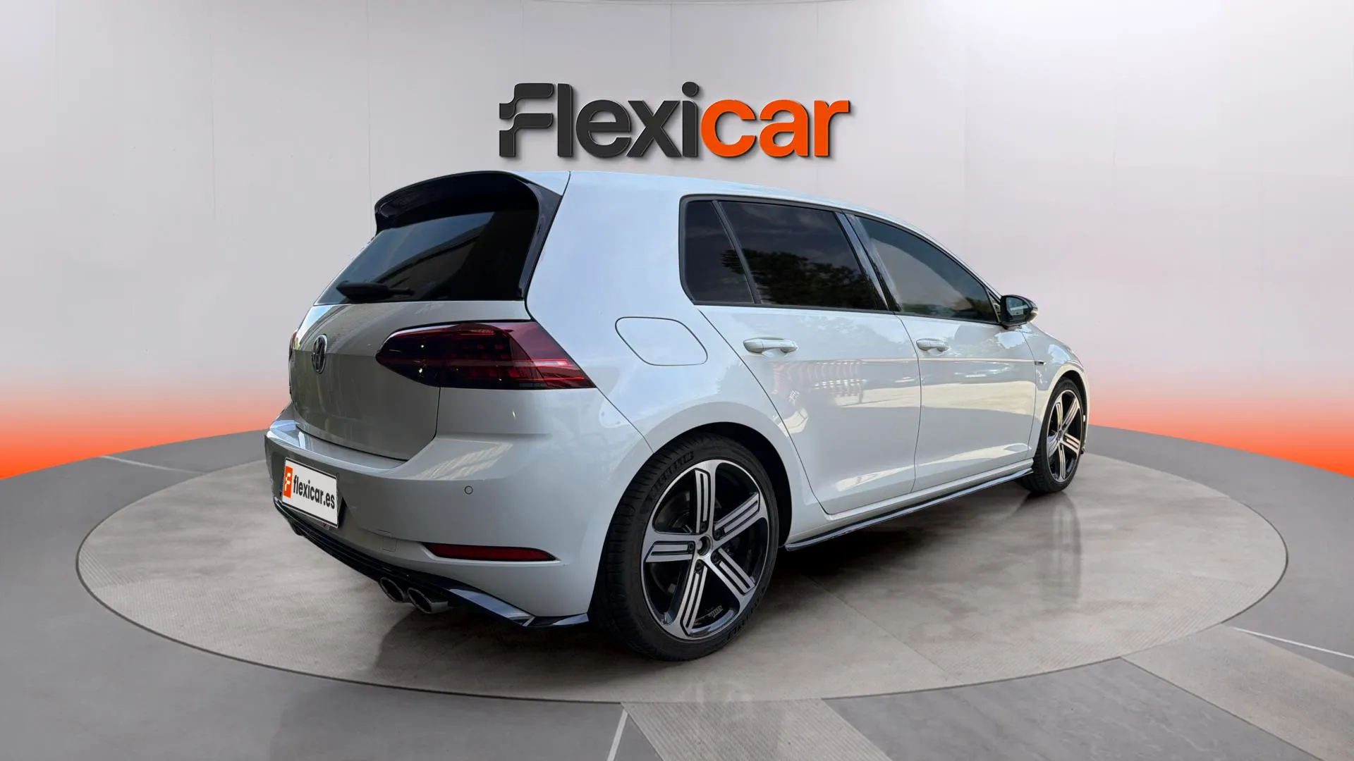 Volkswagen Golf R 2.0 TSI 4Motion DSG - foto 8