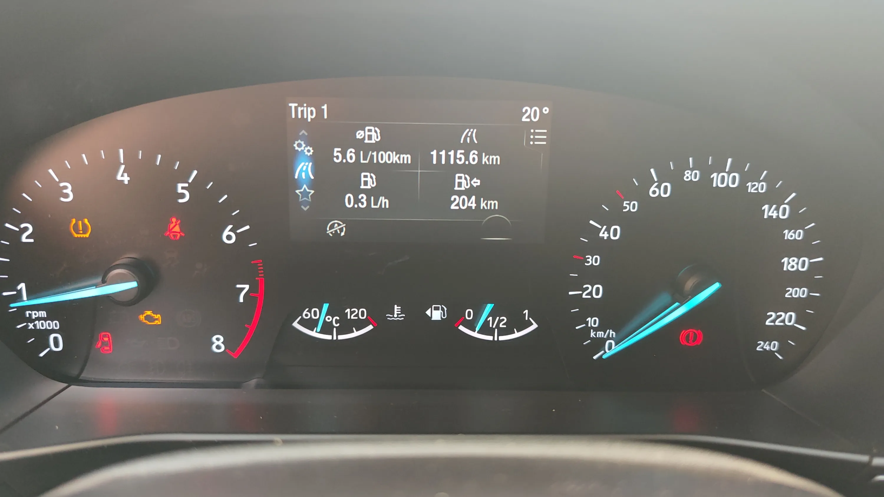 Ford Focus 1.0 EcoBoost MHEV ST-Line - foto 16