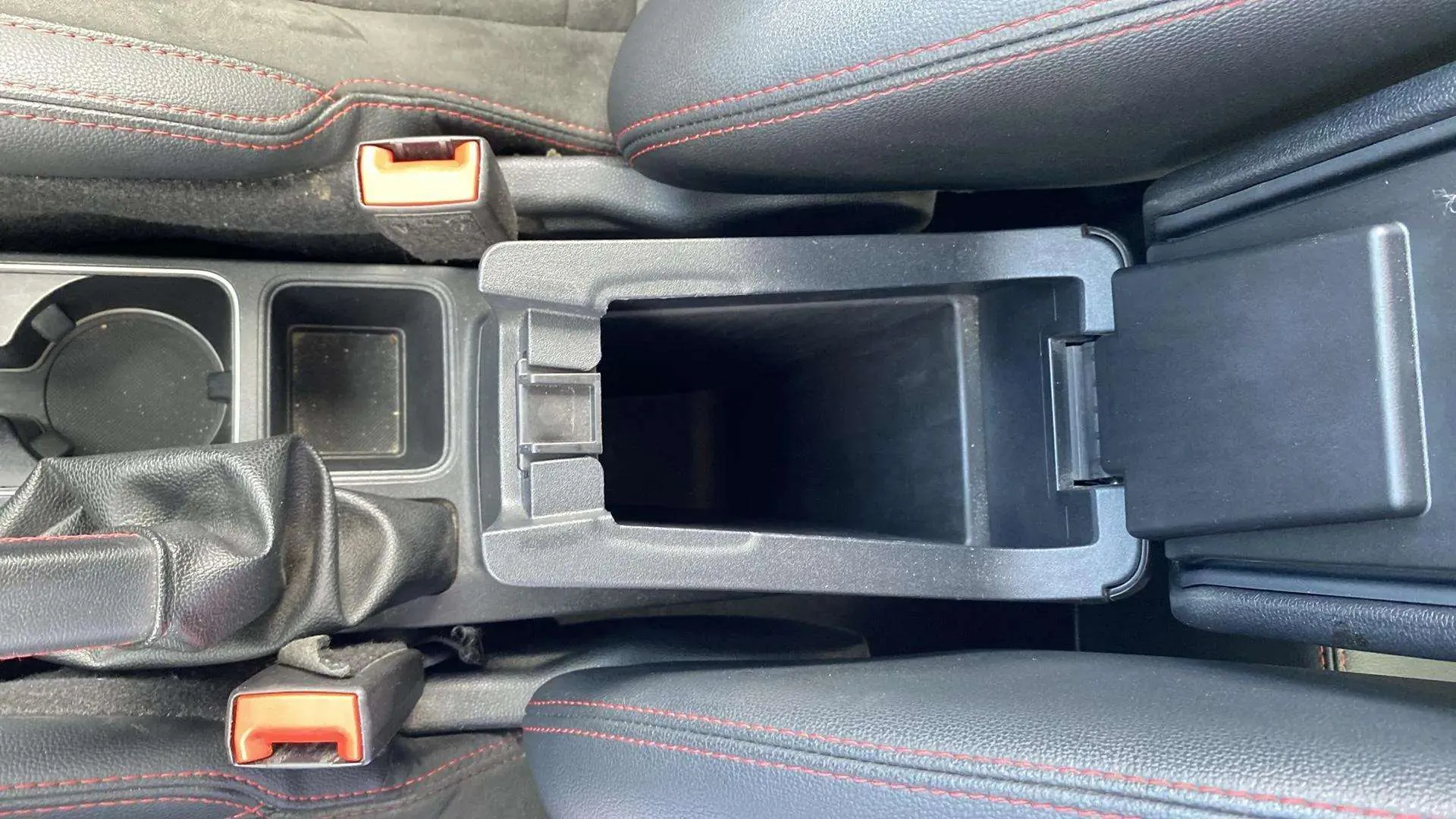 Ford EcoSport 1.0T EcoBoost ST Line - foto 20