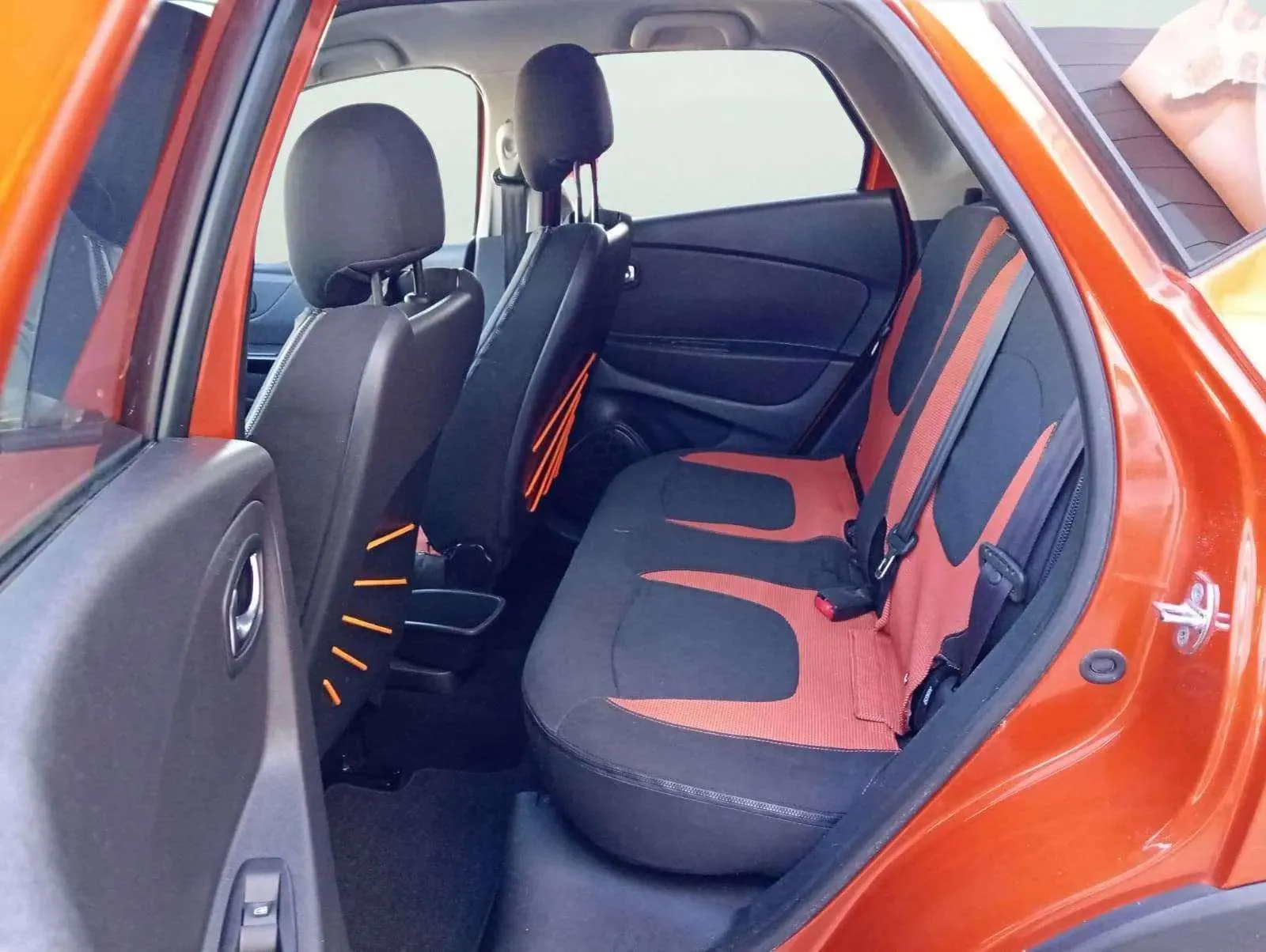 Renault Captur Intens Energy dCi eco2 - foto 15