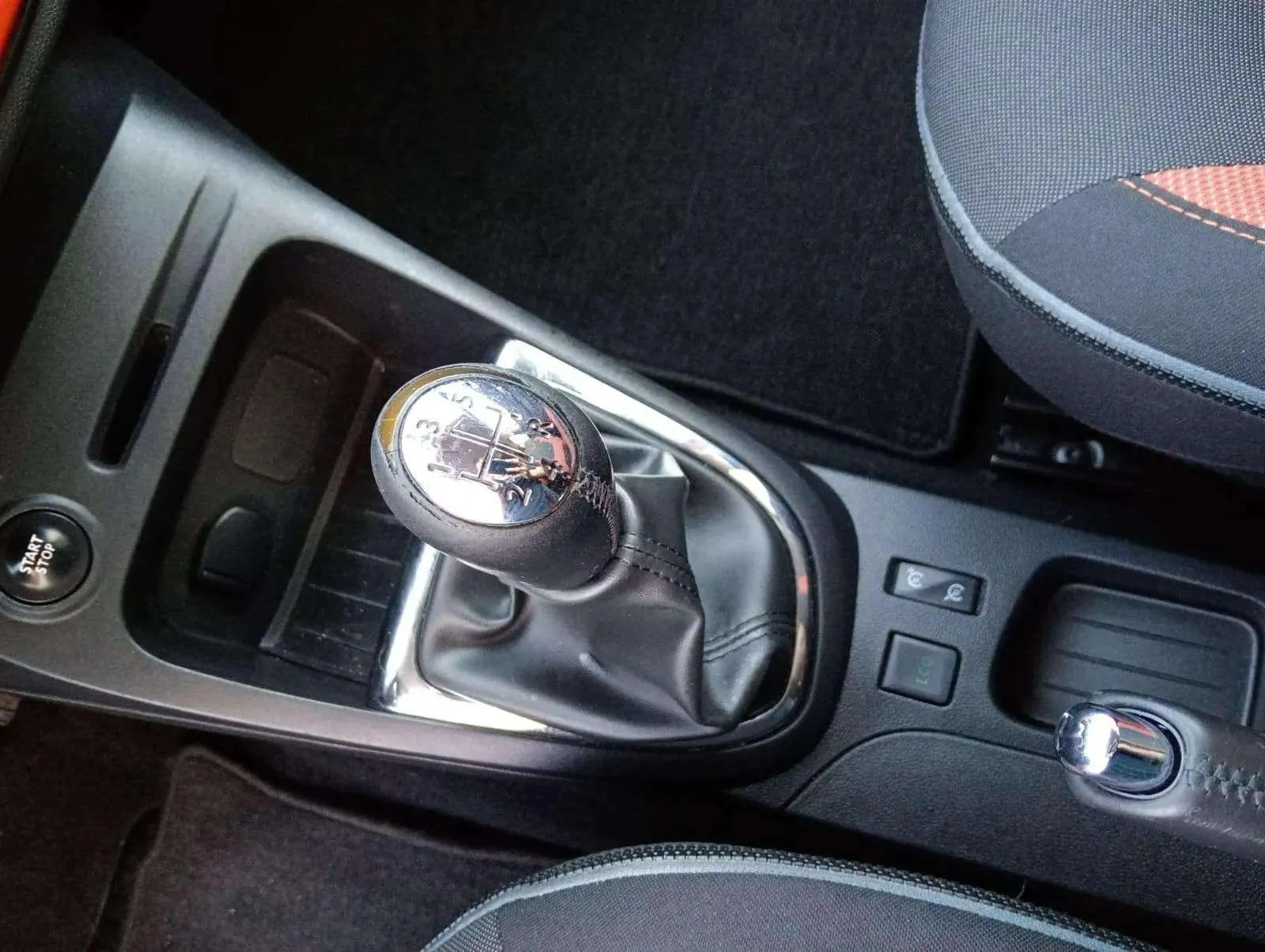Renault Captur Intens Energy dCi eco2 - foto 8