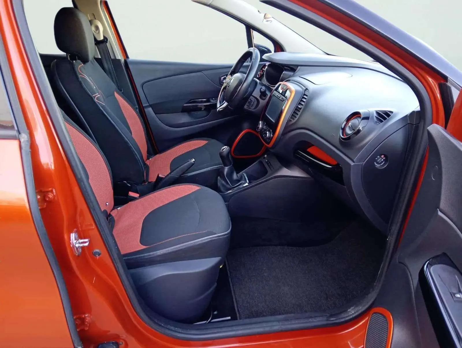 Renault Captur Intens Energy dCi eco2 - foto 12