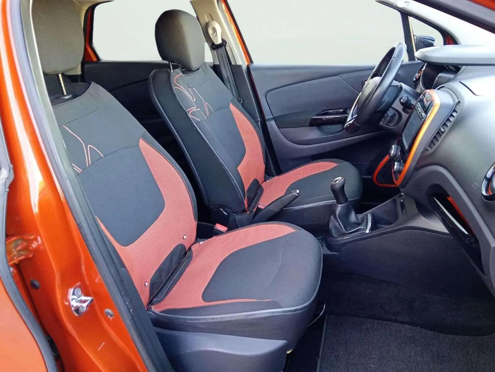 Renault Captur Intens Energy dCi eco2 - foto 11