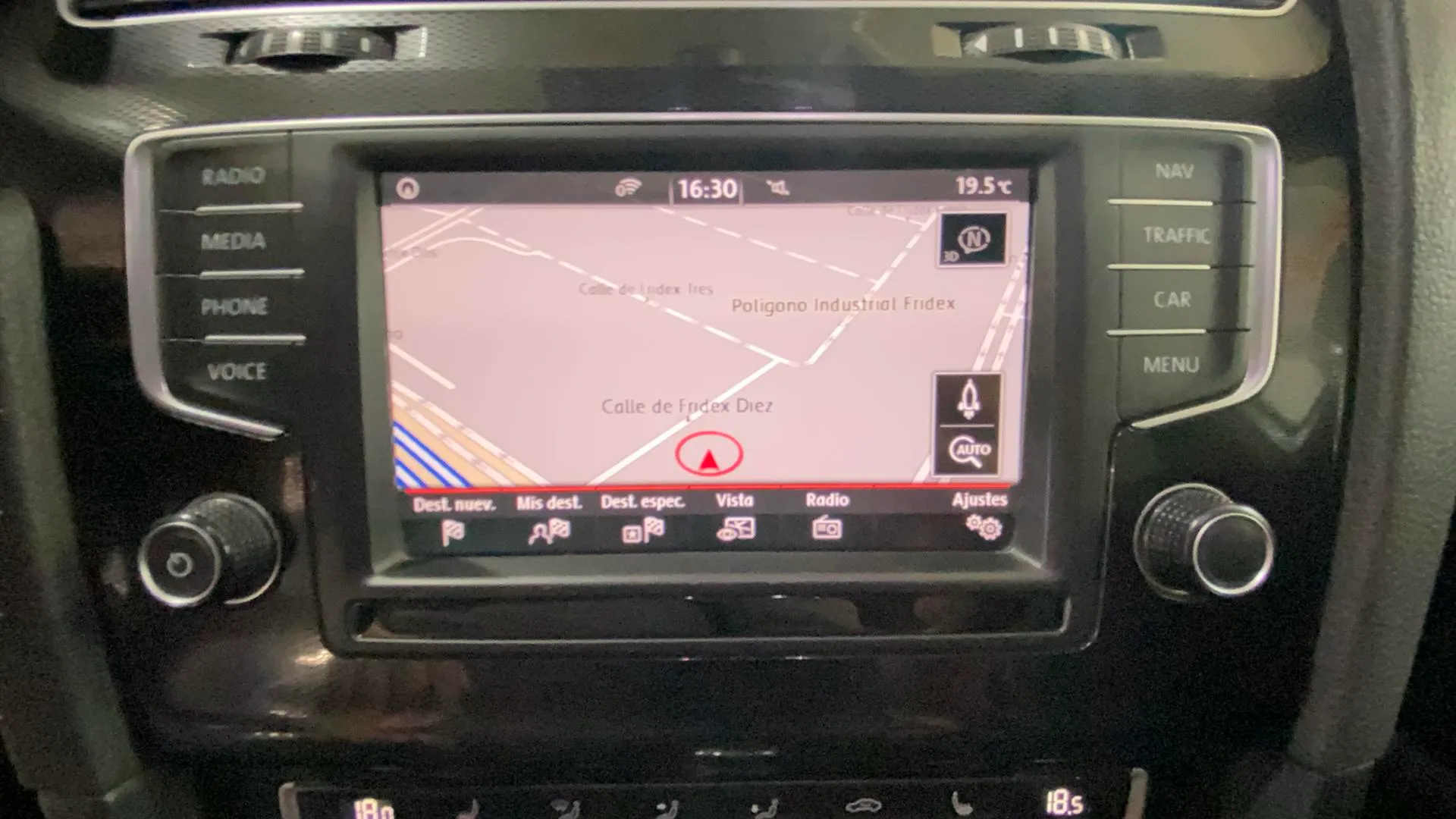 Volkswagen Golf GTI 2.0 TSI DSG BMT - foto 19