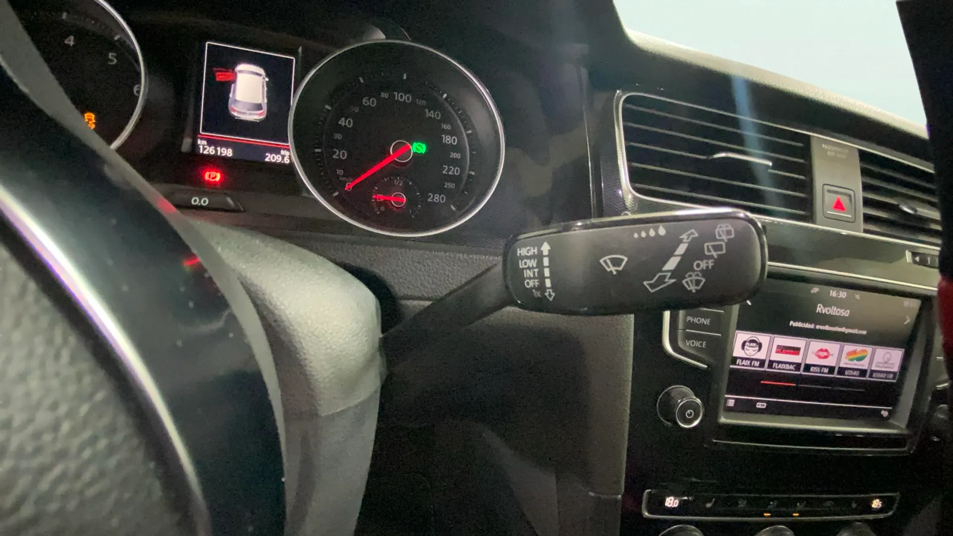 Volkswagen Golf GTI 2.0 TSI DSG BMT - foto 14