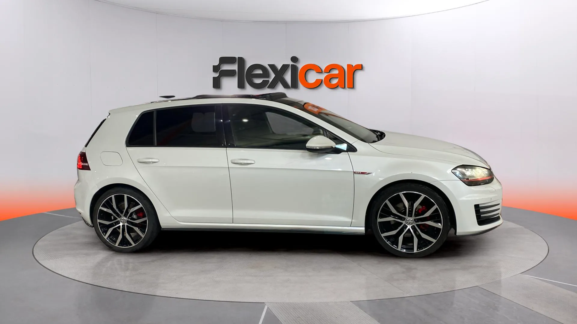 Volkswagen Golf GTI 2.0 TSI DSG BMT - foto 5