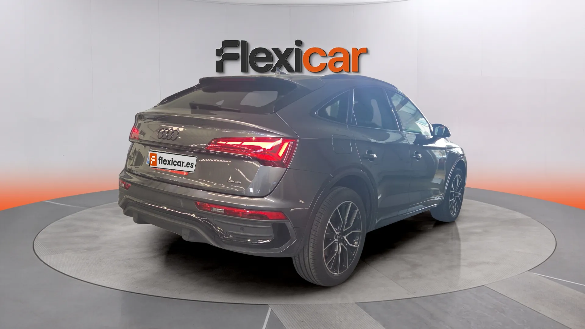 Audi Q5 Black line 45 TFSI quattro S tron - foto 7
