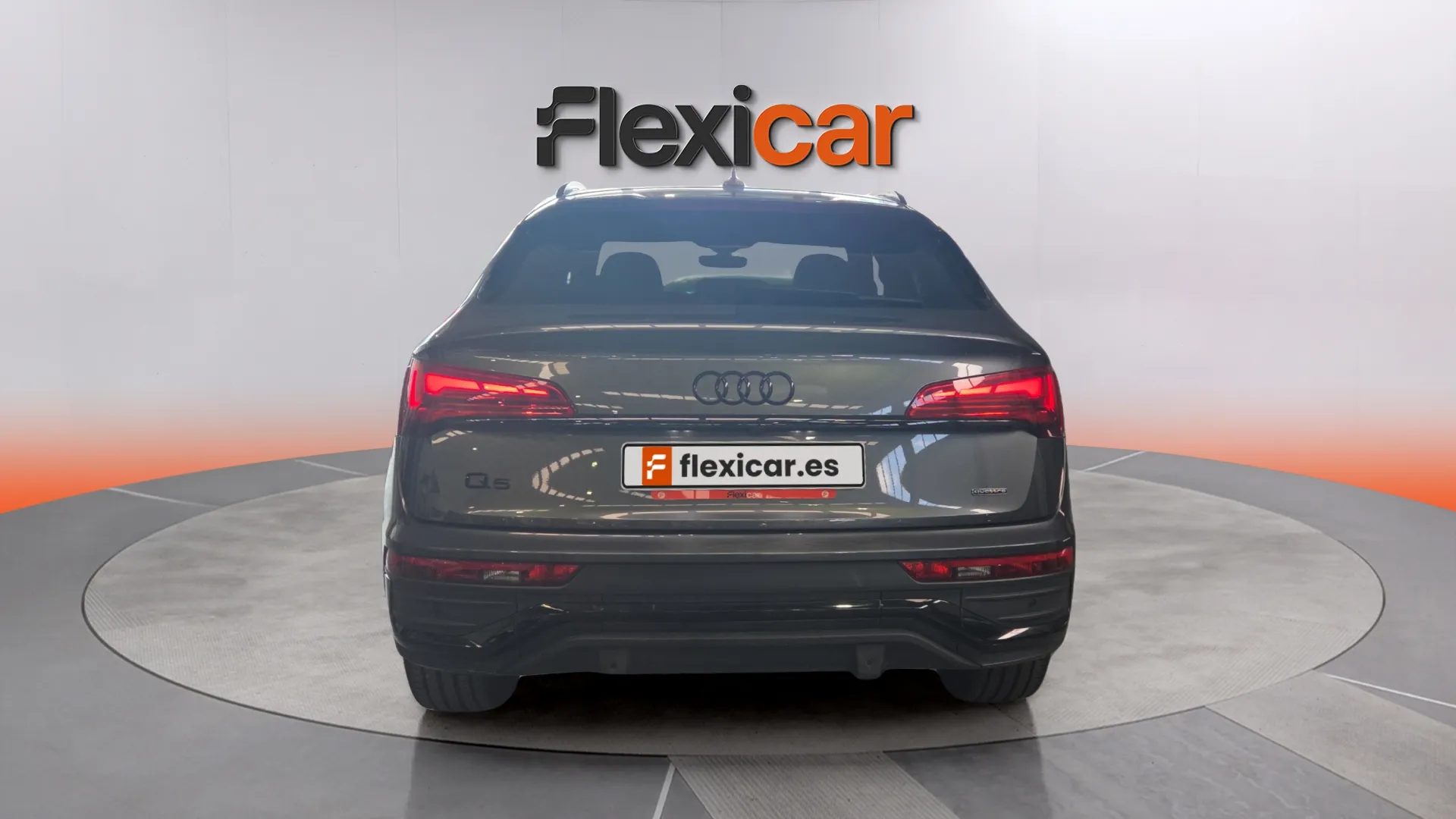 Audi Q5 Black line 45 TFSI quattro S tron - foto 6