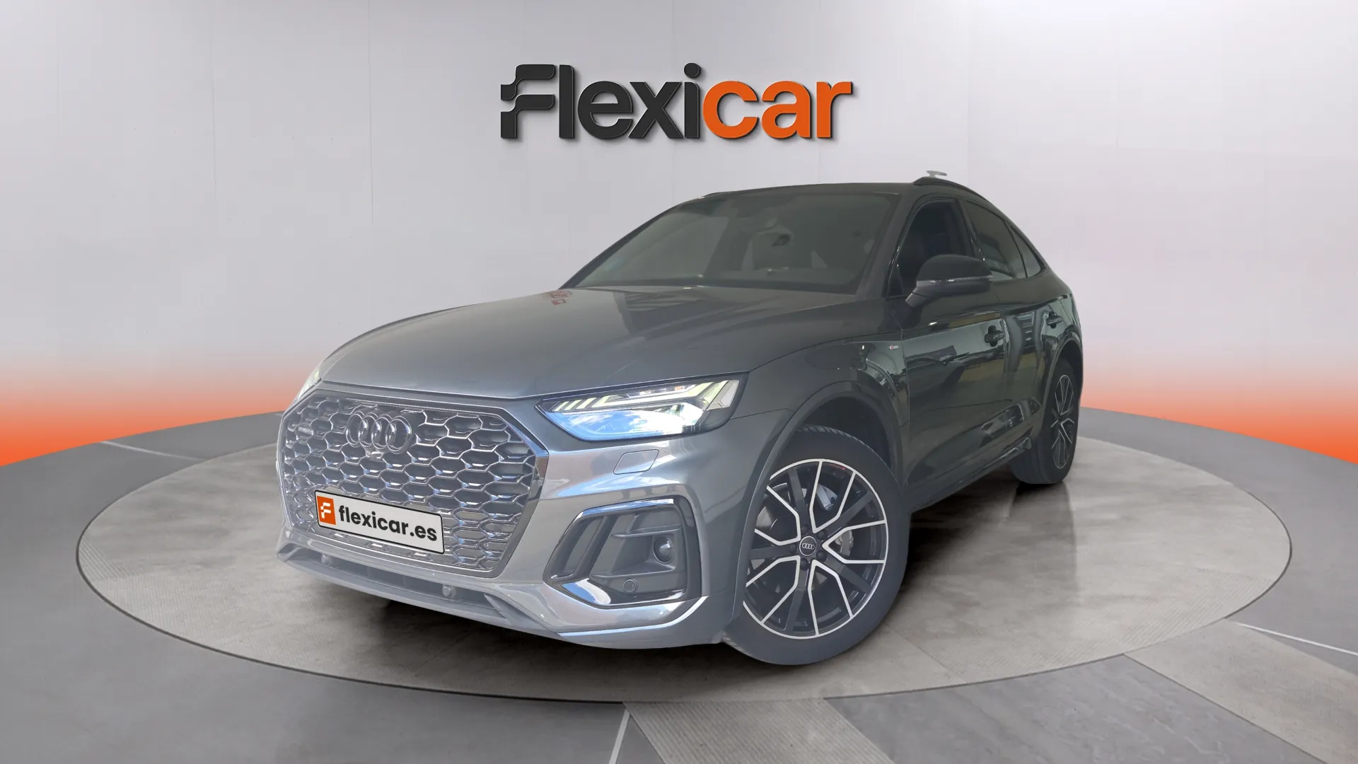 Audi Q5 Black line 45 TFSI quattro S tron - foto 3