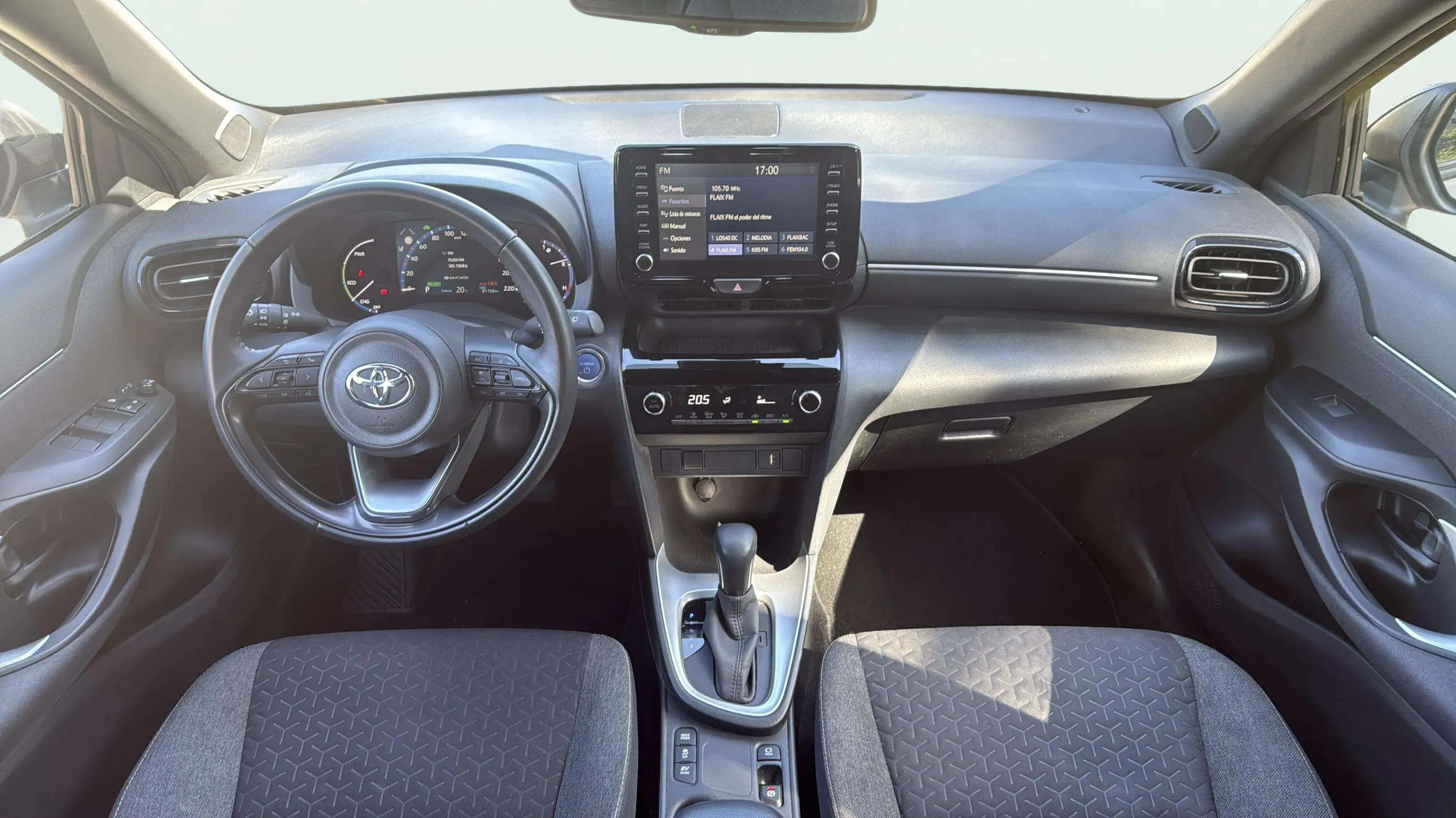 Toyota Yaris Cross 1.5 120H Active Tech - foto 15