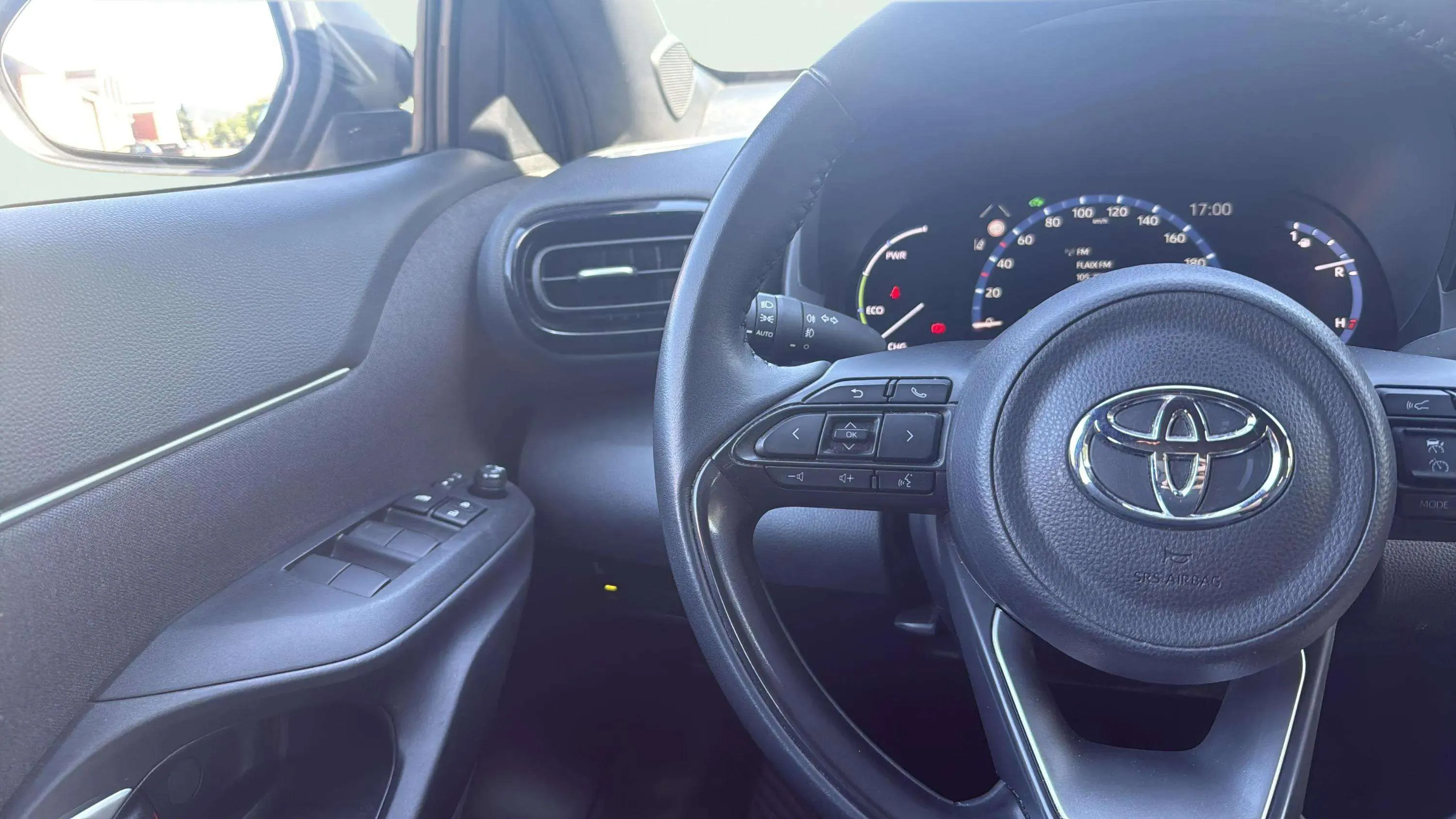 Toyota Yaris Cross 1.5 120H Active Tech - foto 18